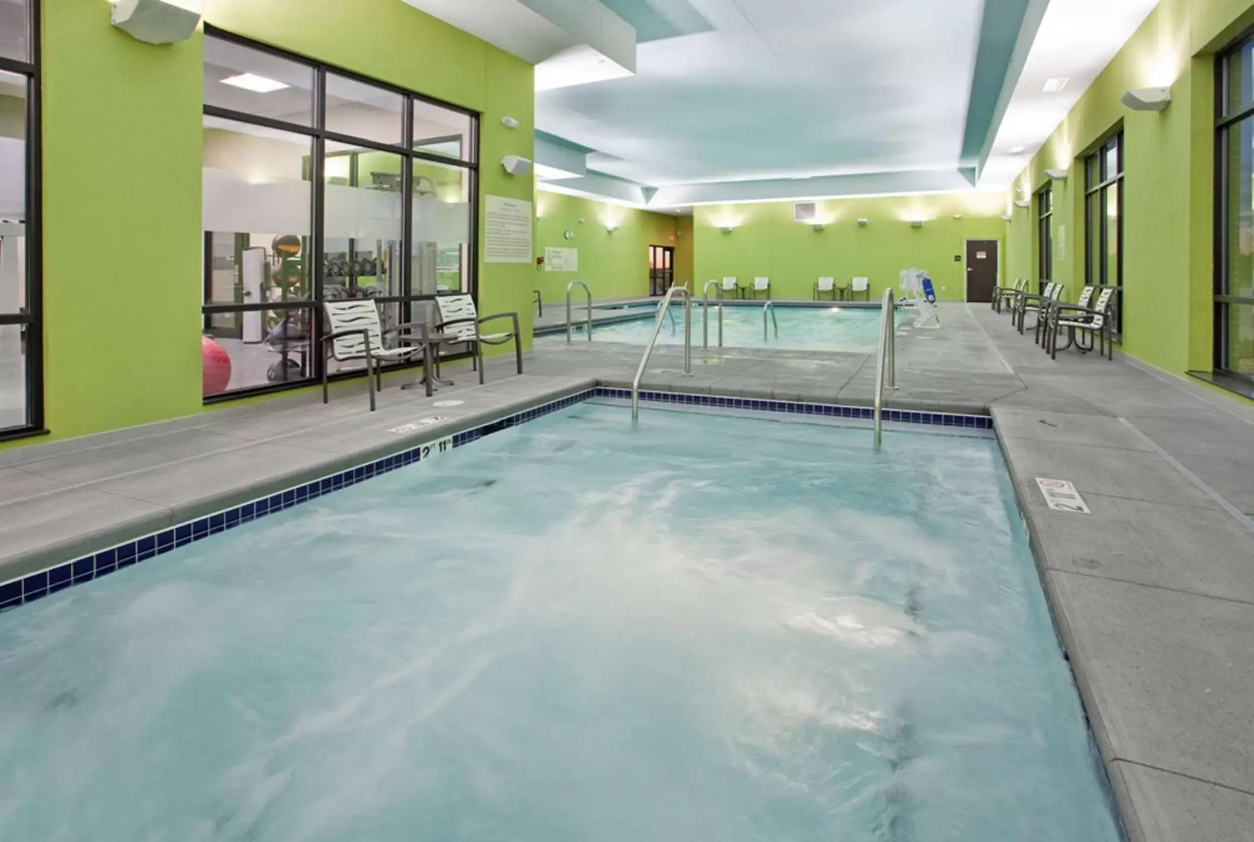 Pool view, Swimming Pool in Hampton Inn Kearney