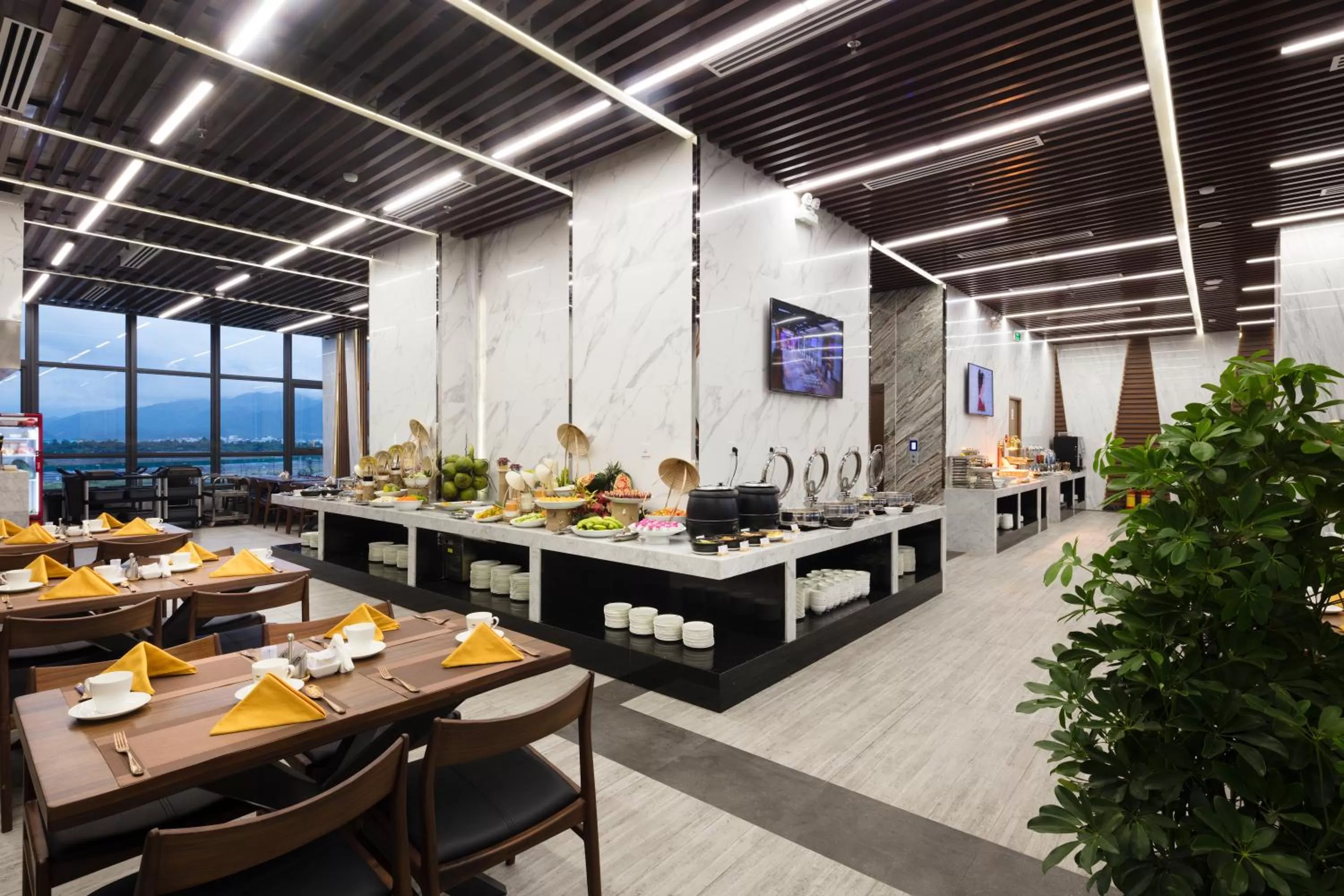 Restaurant/places to eat in Emerald Bay Hotel & Spa Nha Trang