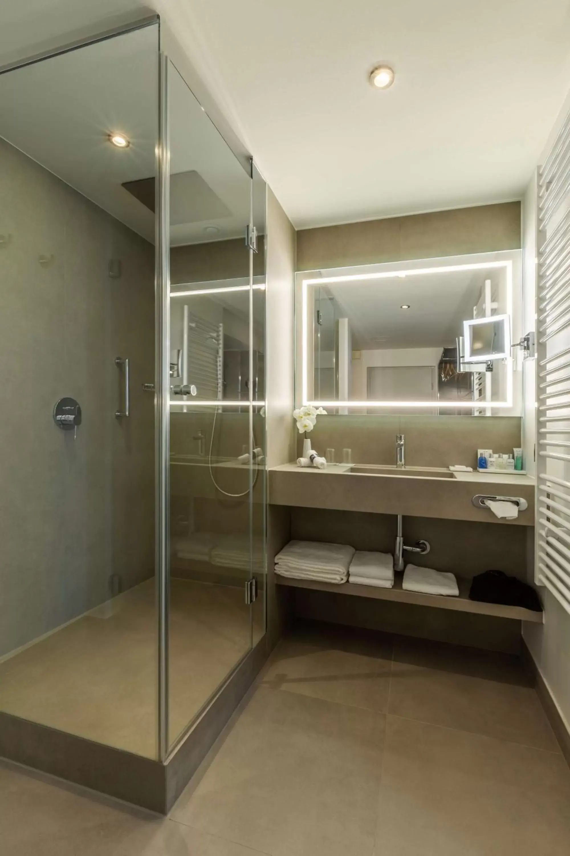 Bathroom in Radisson Blu Hotel Erfurt