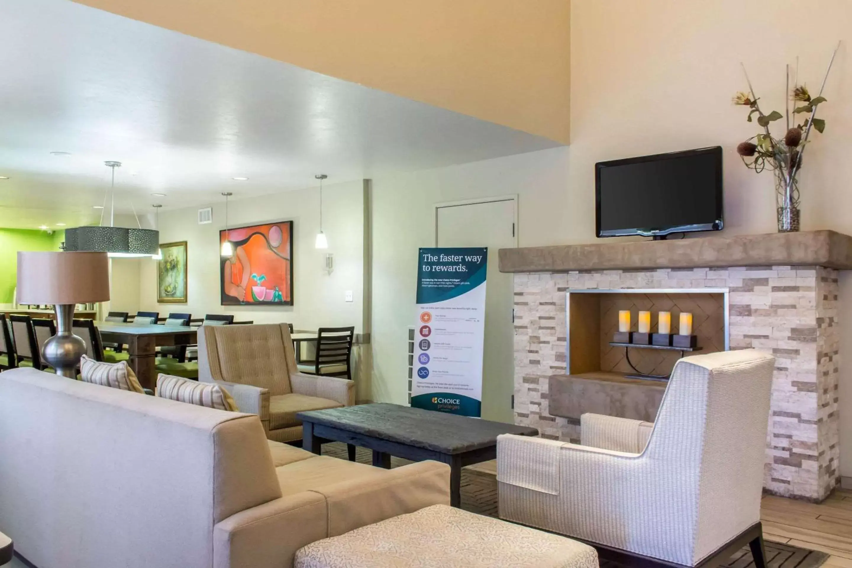 Lobby or reception, Seating Area in Comfort Suites at Tucson Mall