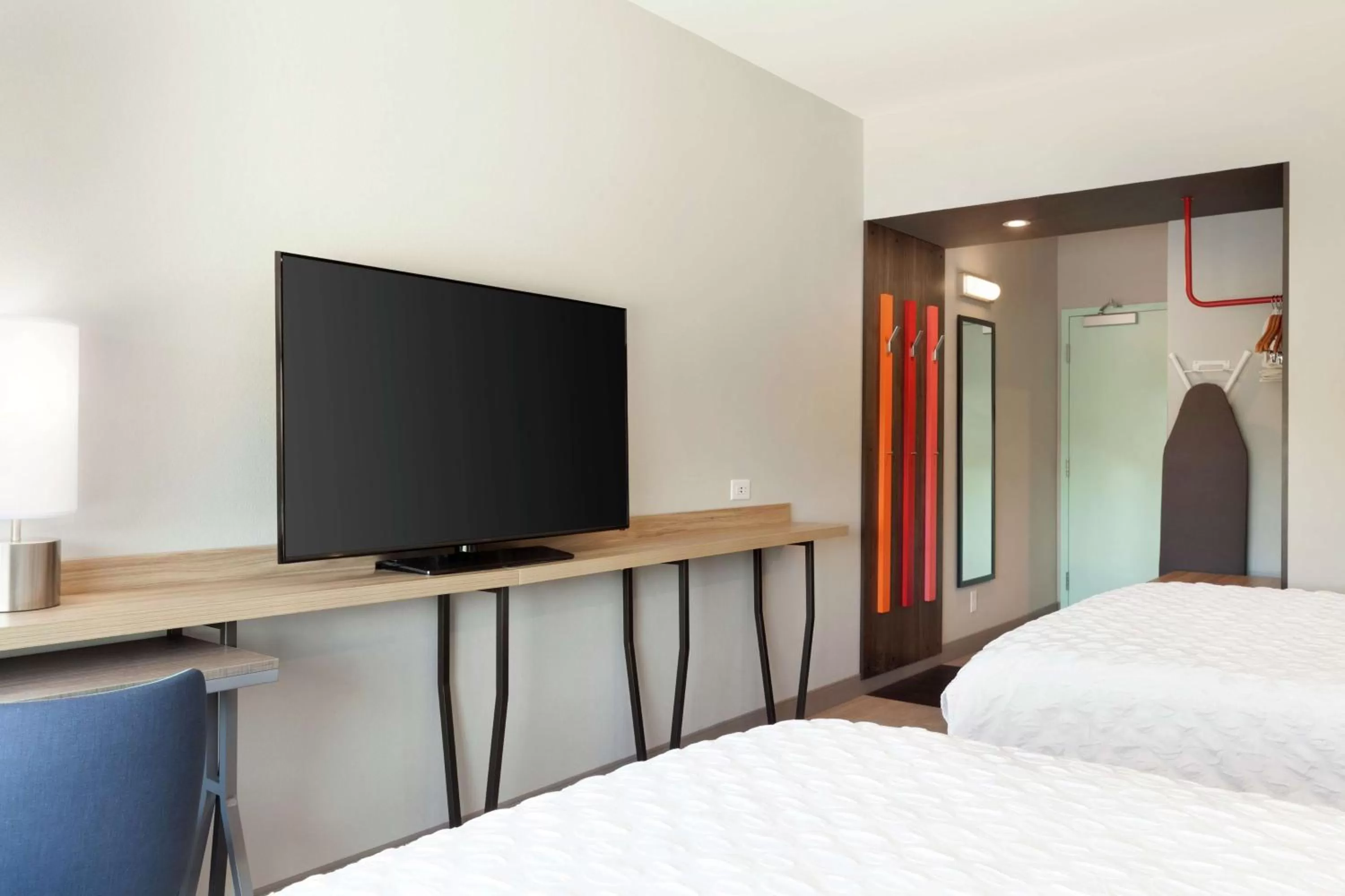 Bedroom, Bed in Tru By Hilton Lake Charles