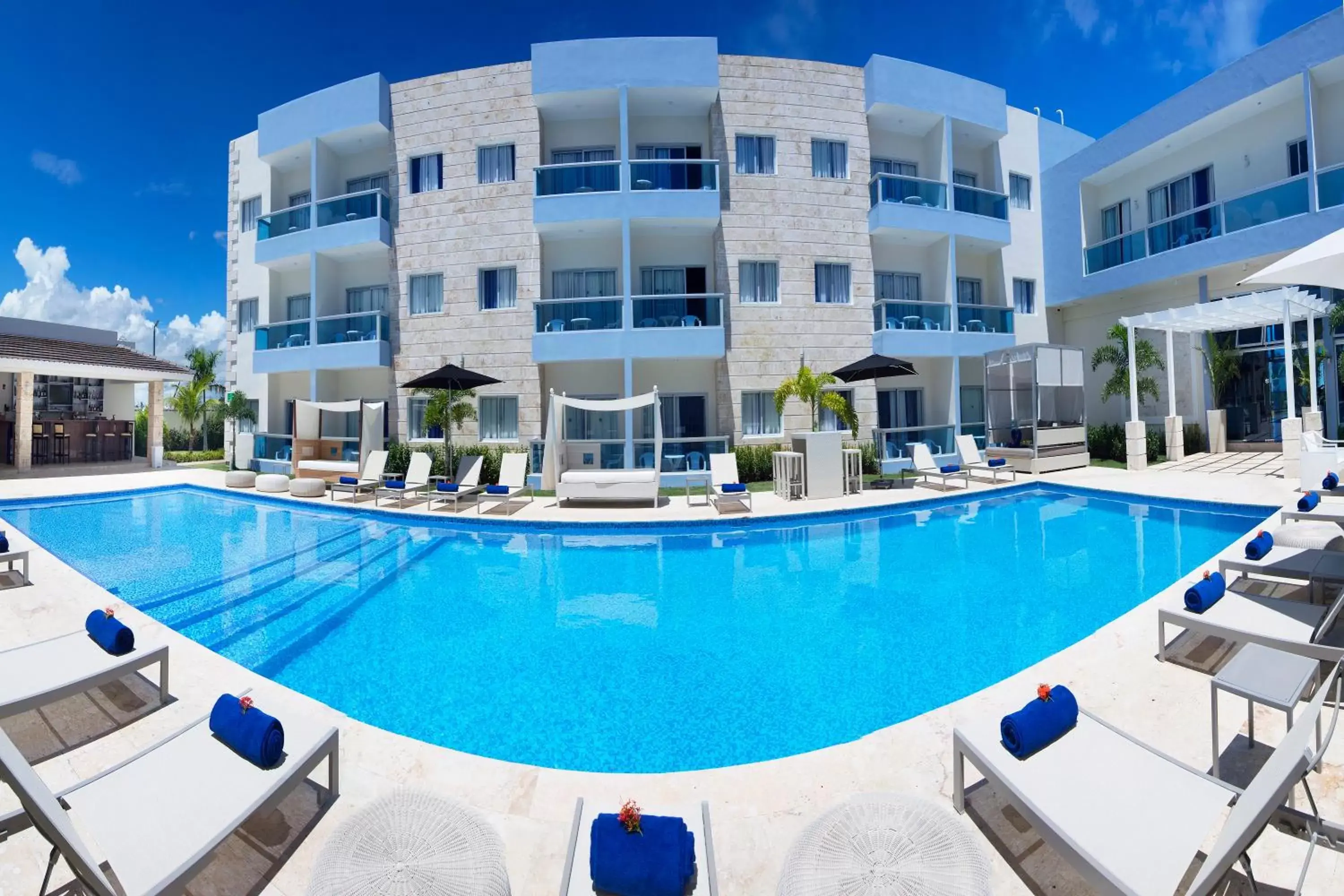 Swimming pool, Property Building in whala!urban punta cana