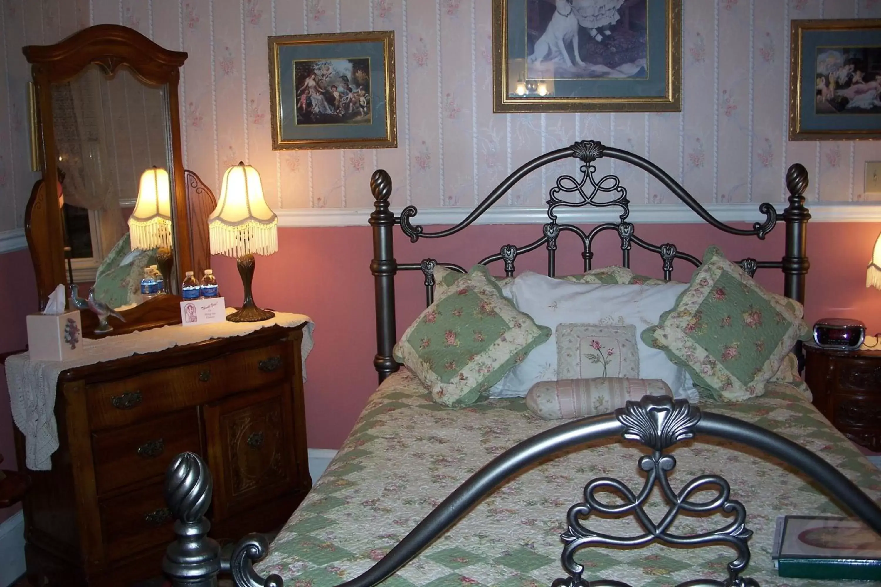Bedroom, Bed in Angel of the Sea Bed and Breakfast