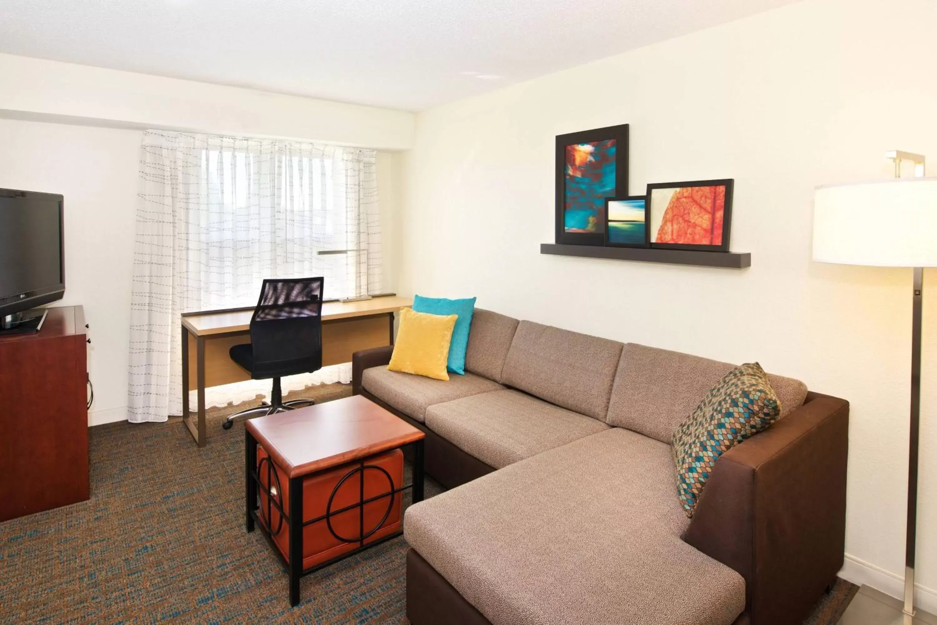 Living room, Seating Area in Residence Inn by Marriott Evansville East