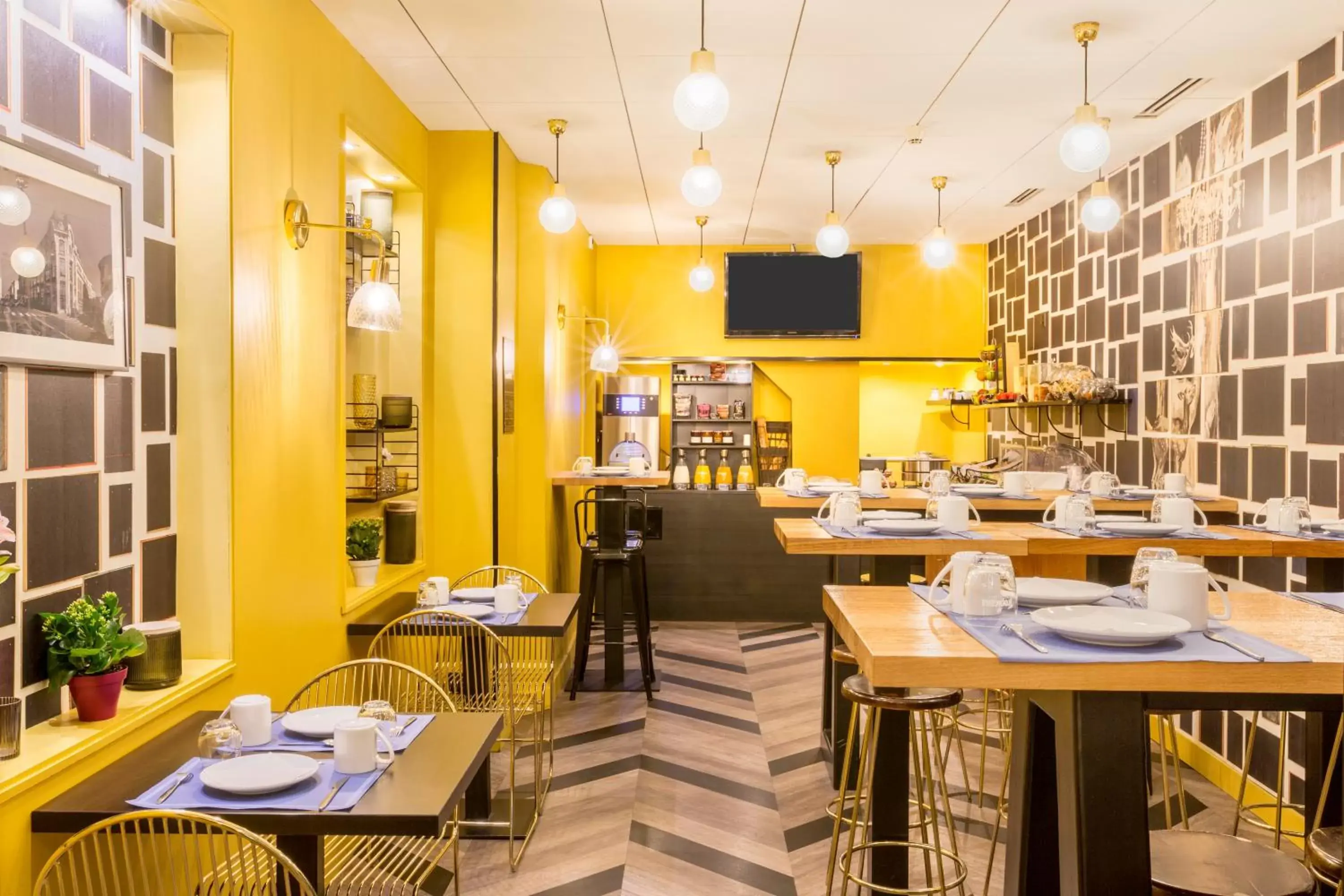 Restaurant/places to eat in Best Western Hotel Centre Reims Restaurant/places to eat in Best Western Hotel Centre Reims