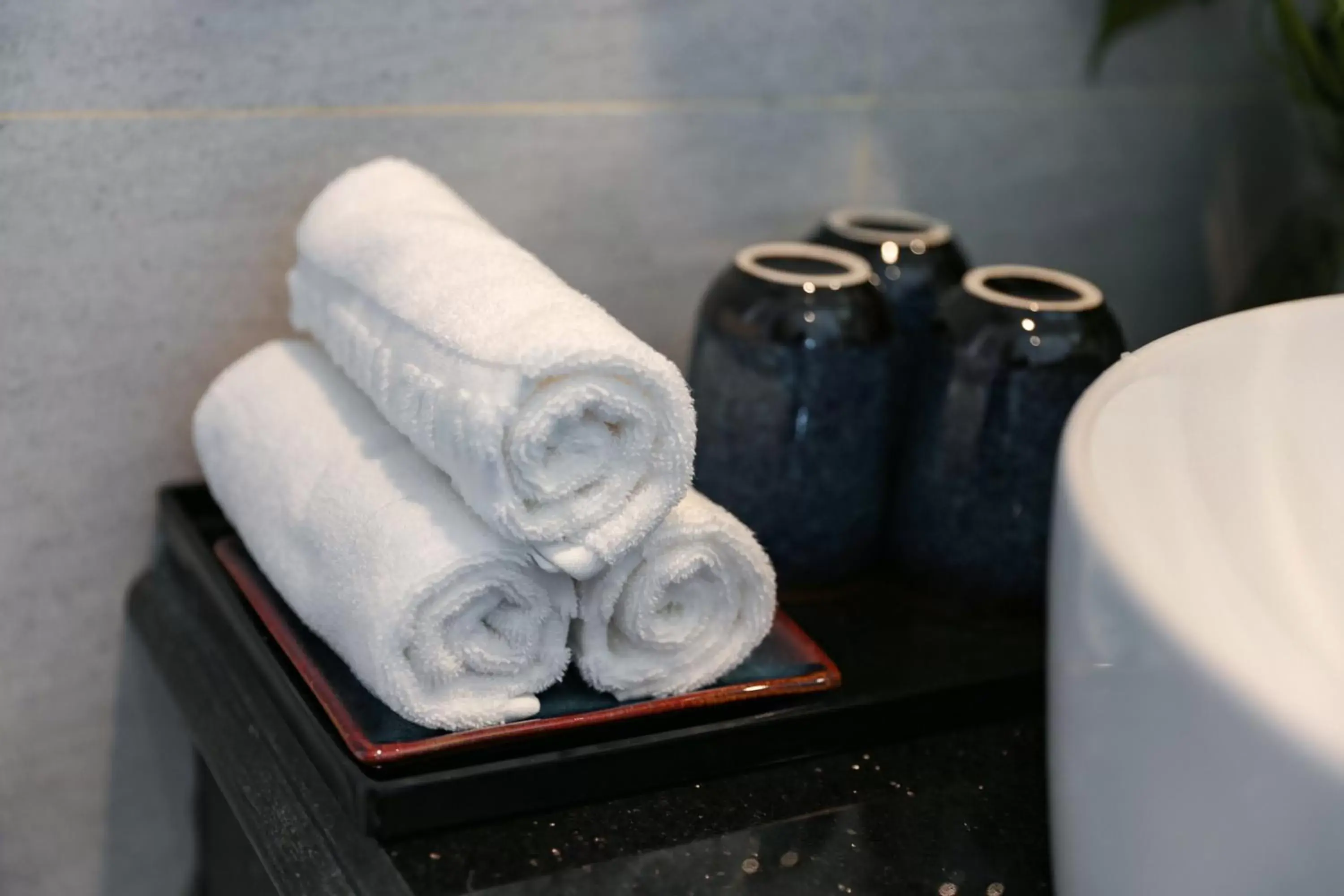 Deluxe Double Room with City View in Hanoi Backpackers Hostel & Rooftop bar Deluxe Double Room with City View in Hanoi Backpackers Hostel & Rooftop bar