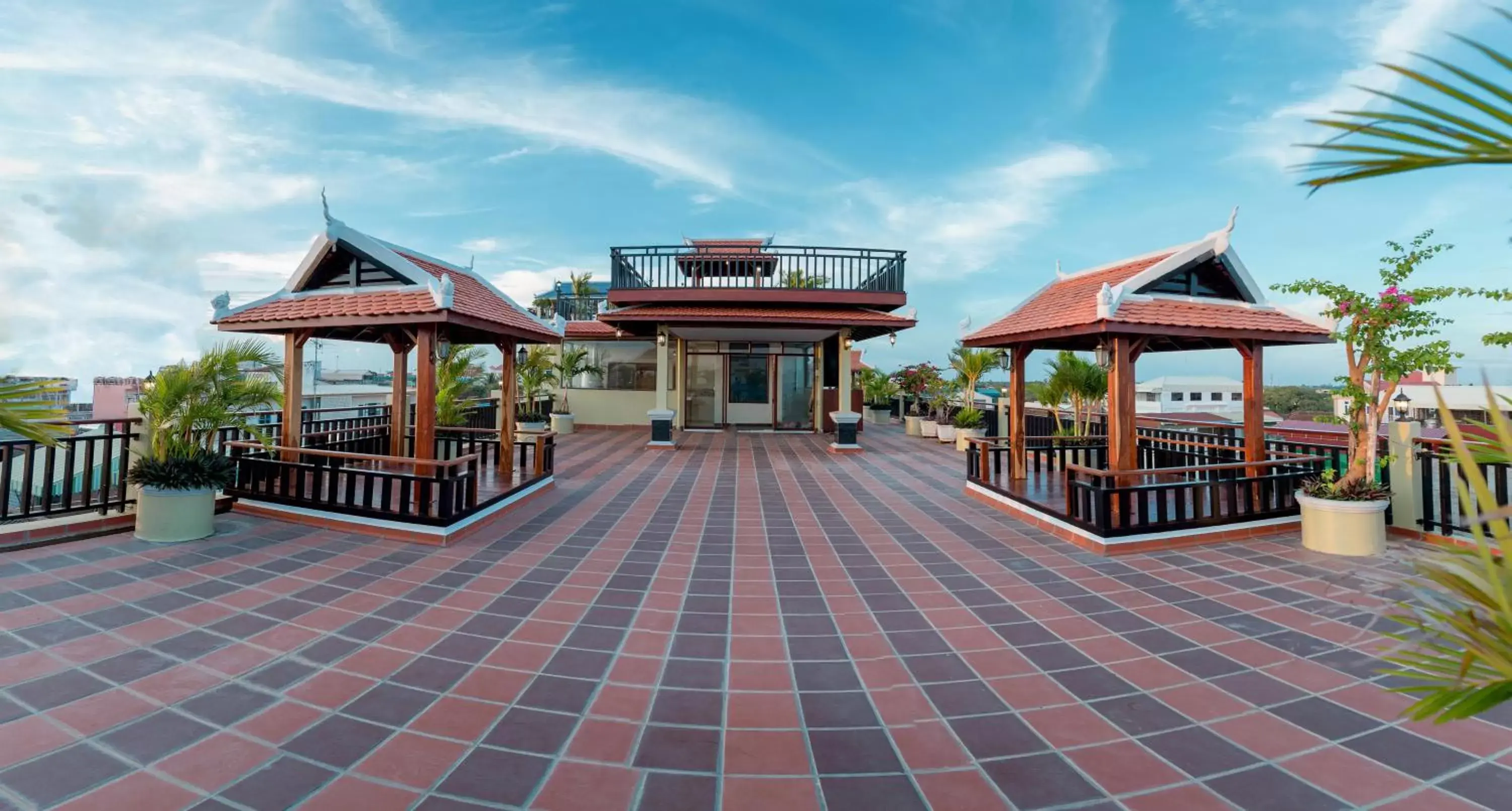 Lake view, Patio/Outdoor Area in Seng Hout Hotel