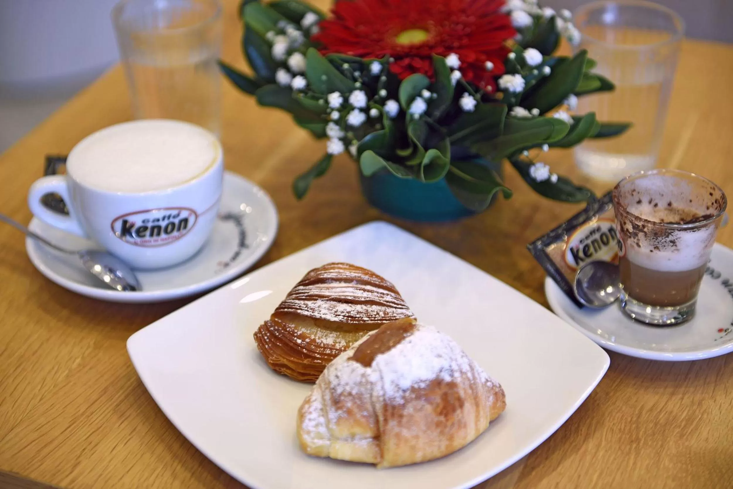 Continental breakfast in Barbarella Spa