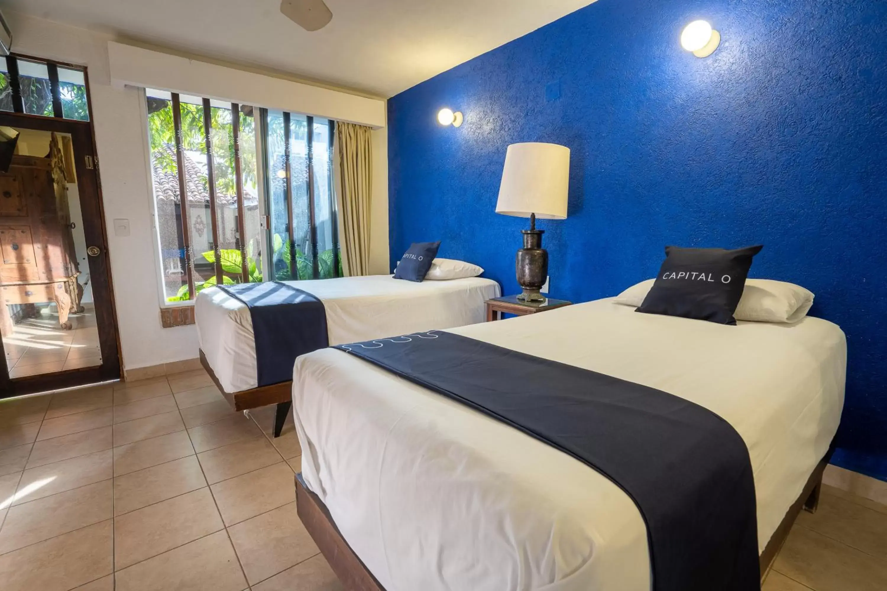 View (from property/room), Bed in Hotel Misión y Spa