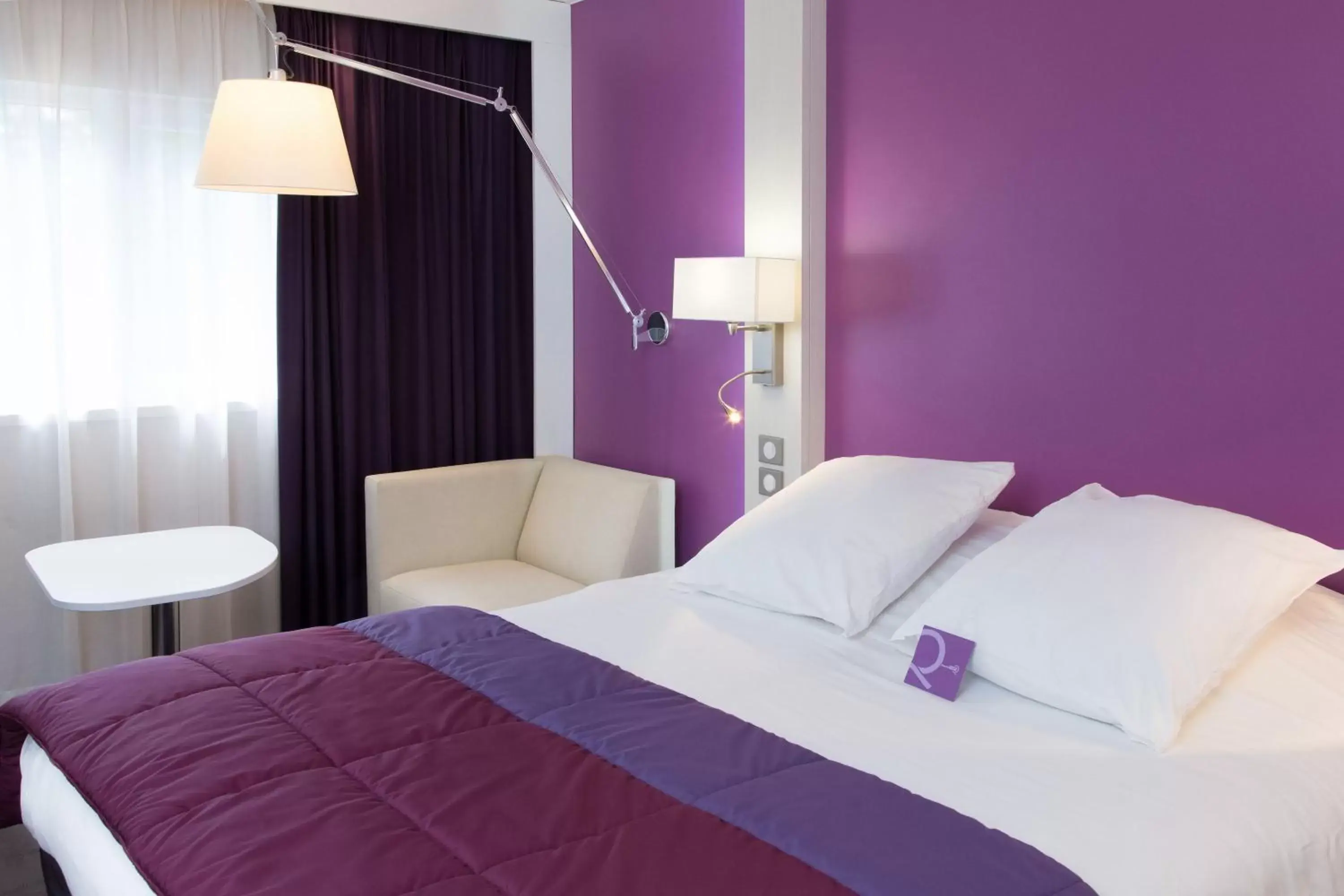 Photo of the whole room, Bed in Mercure Strasbourg Aéroport