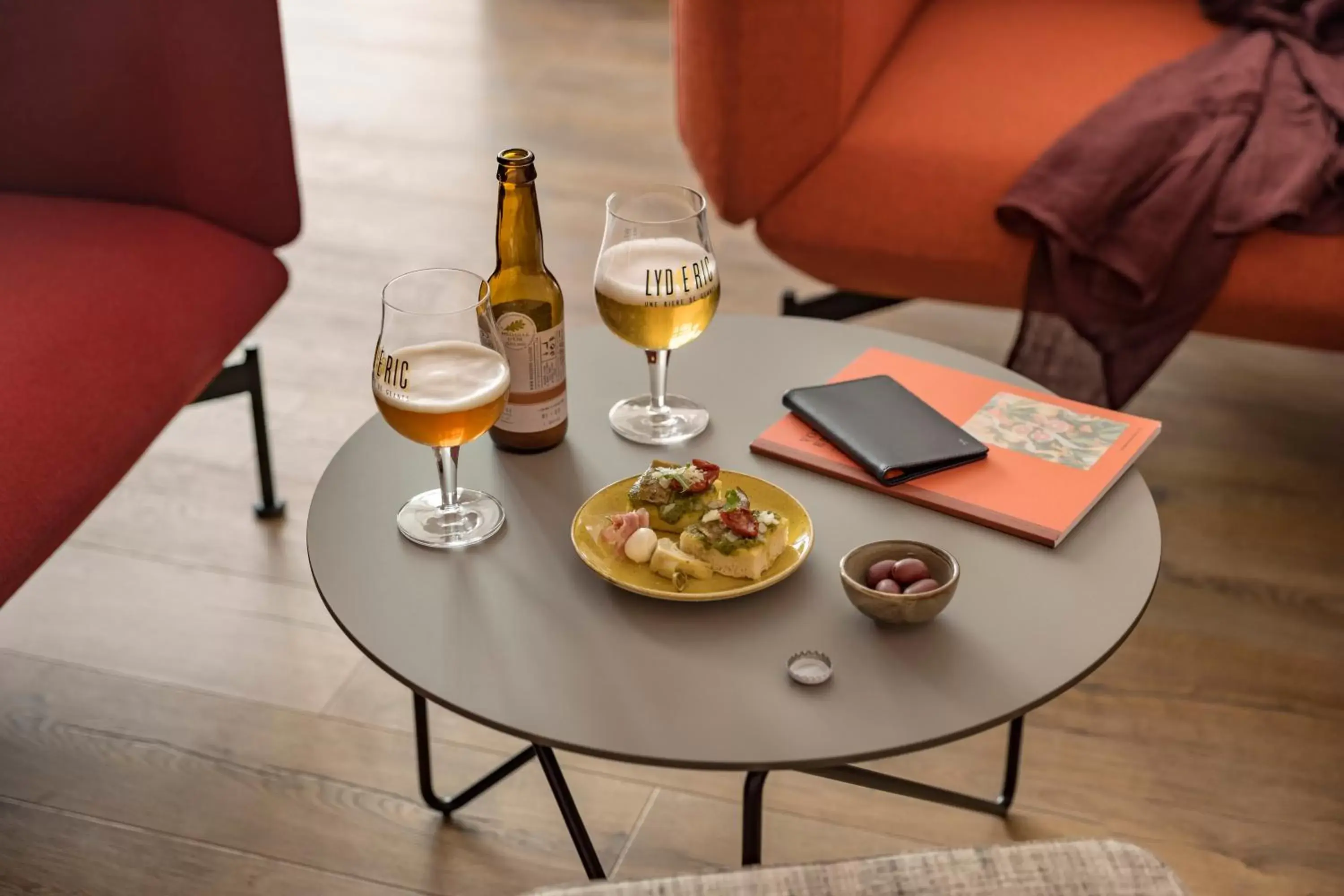 Lounge or bar in OKKO Hotels Lille Centre
