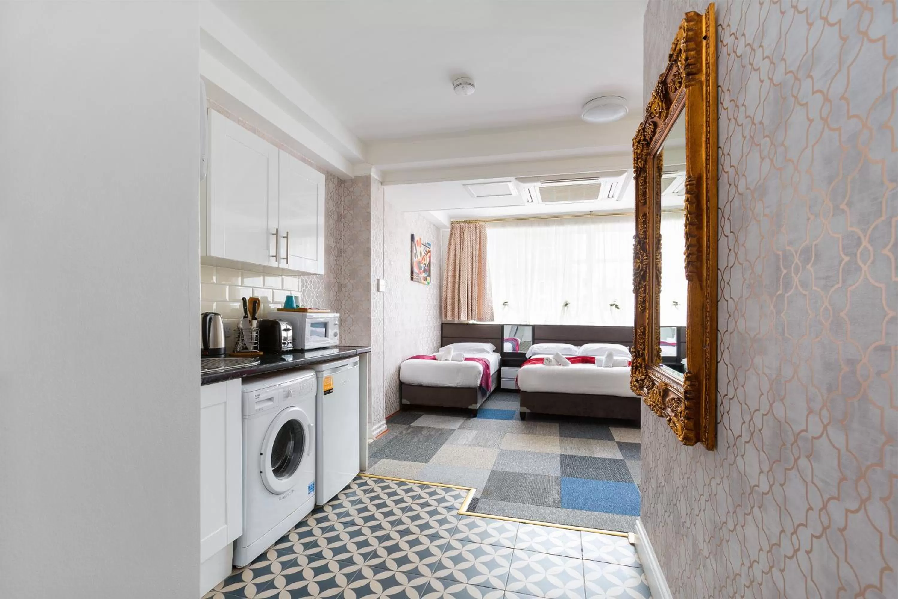 View (from property/room), Bed in Central Hoxton Shoreditch