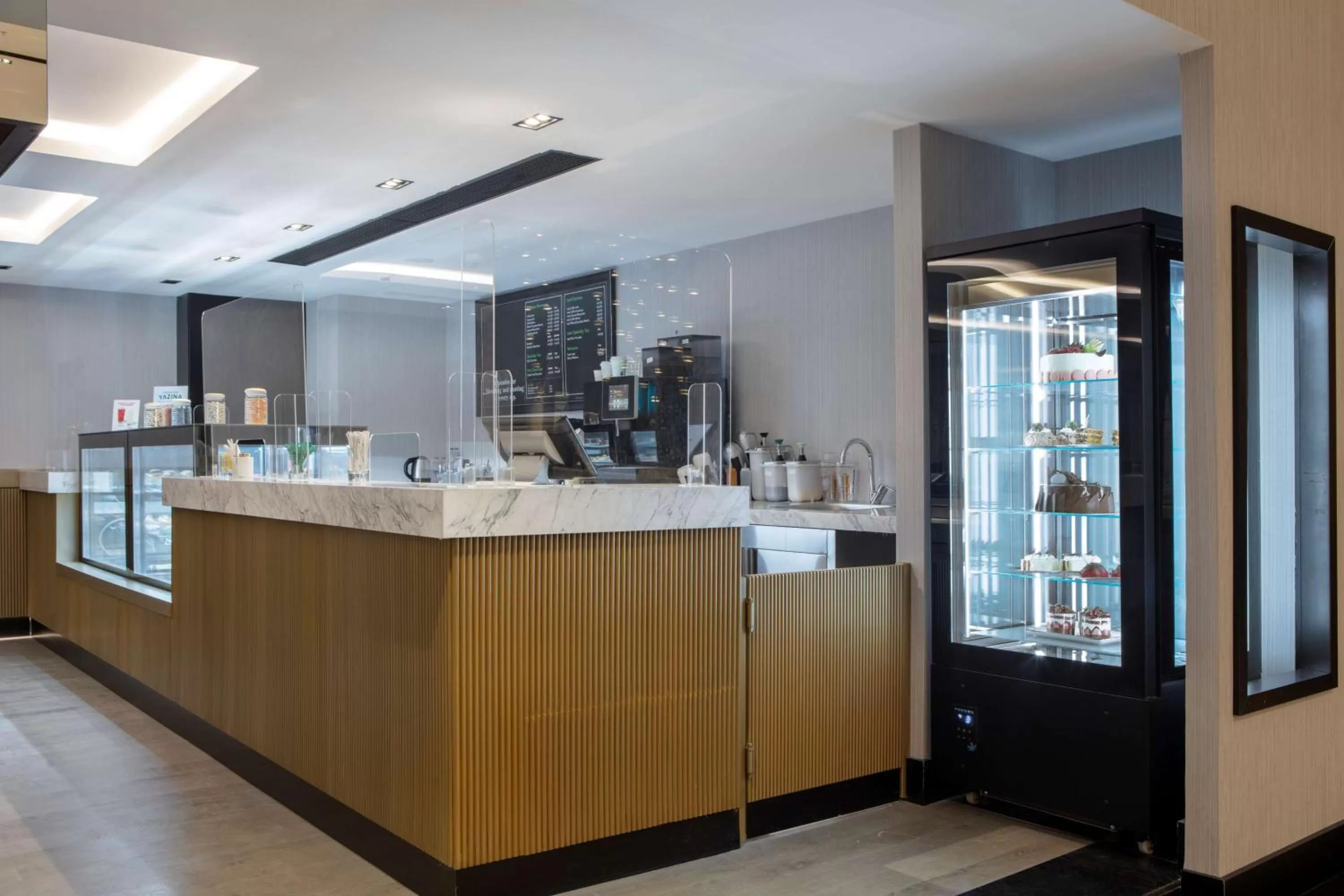 Lounge or bar in Radisson Hotel Izmir Aliaga