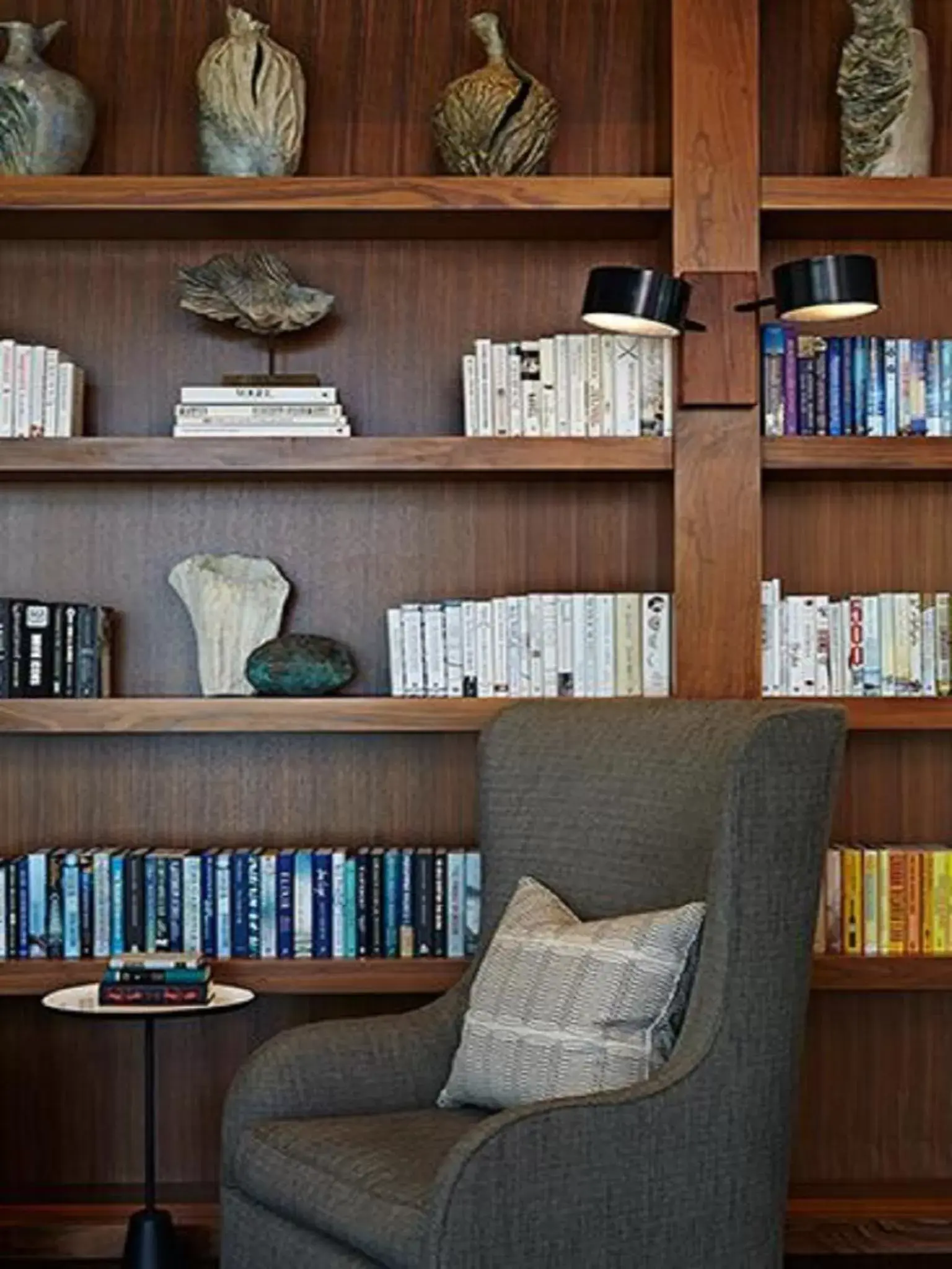 Library in The Island House