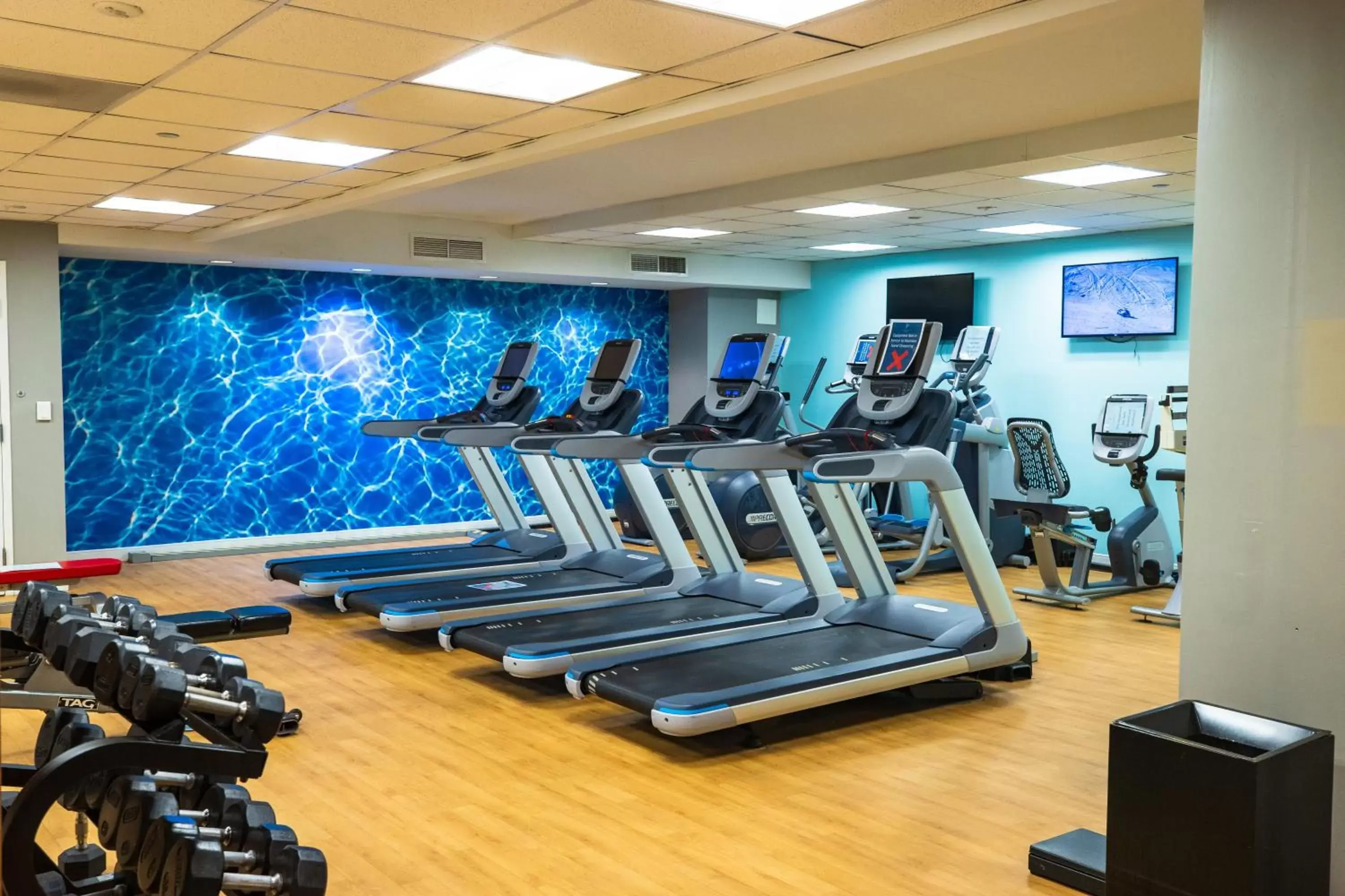 Fitness Center/Facilities in 2100 SqFt Penthouse Suite W/ Strip Views! POOL GYM