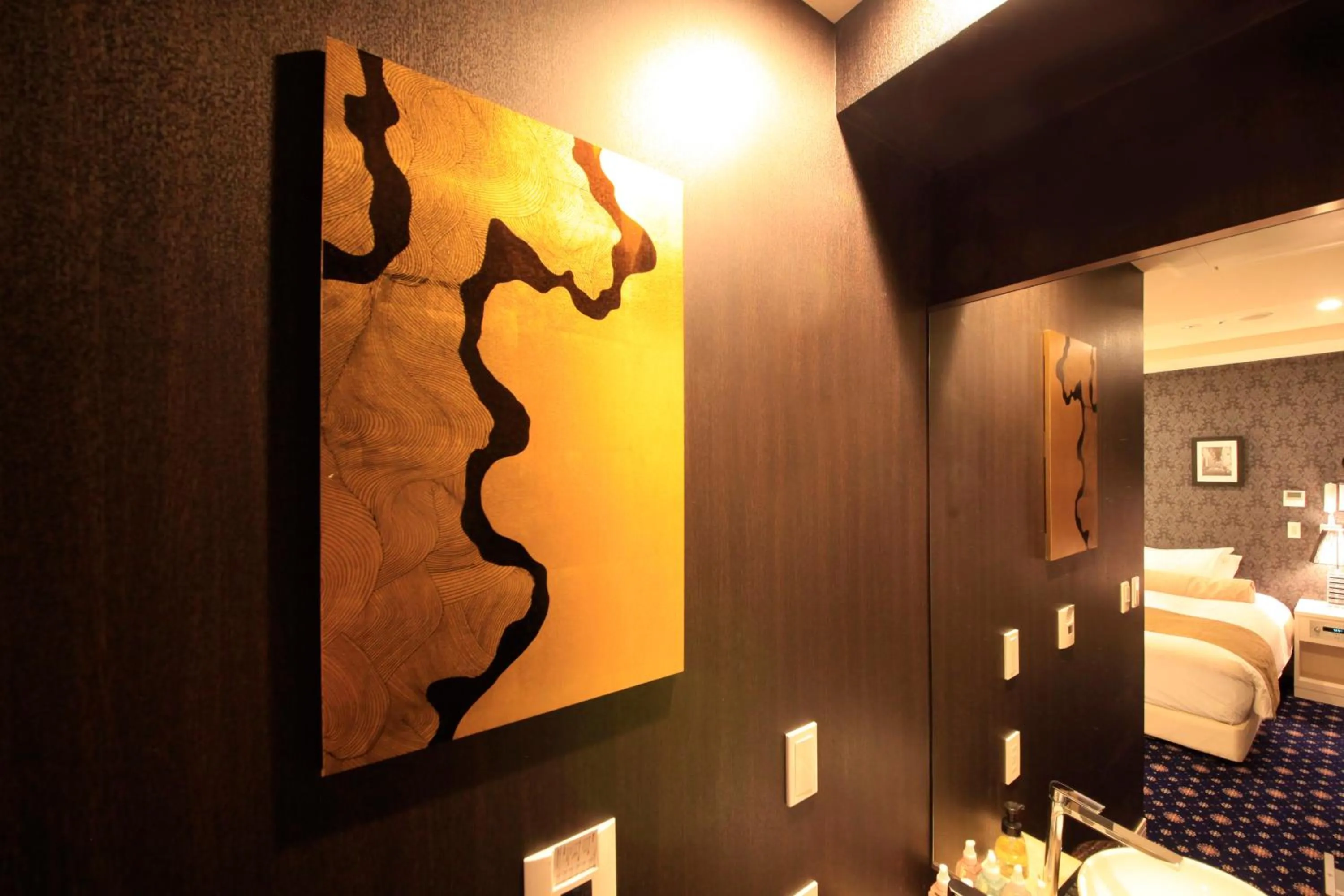 Photo of the whole room, Bed in Centurion Hotel Grand Akasakamitsuke Station