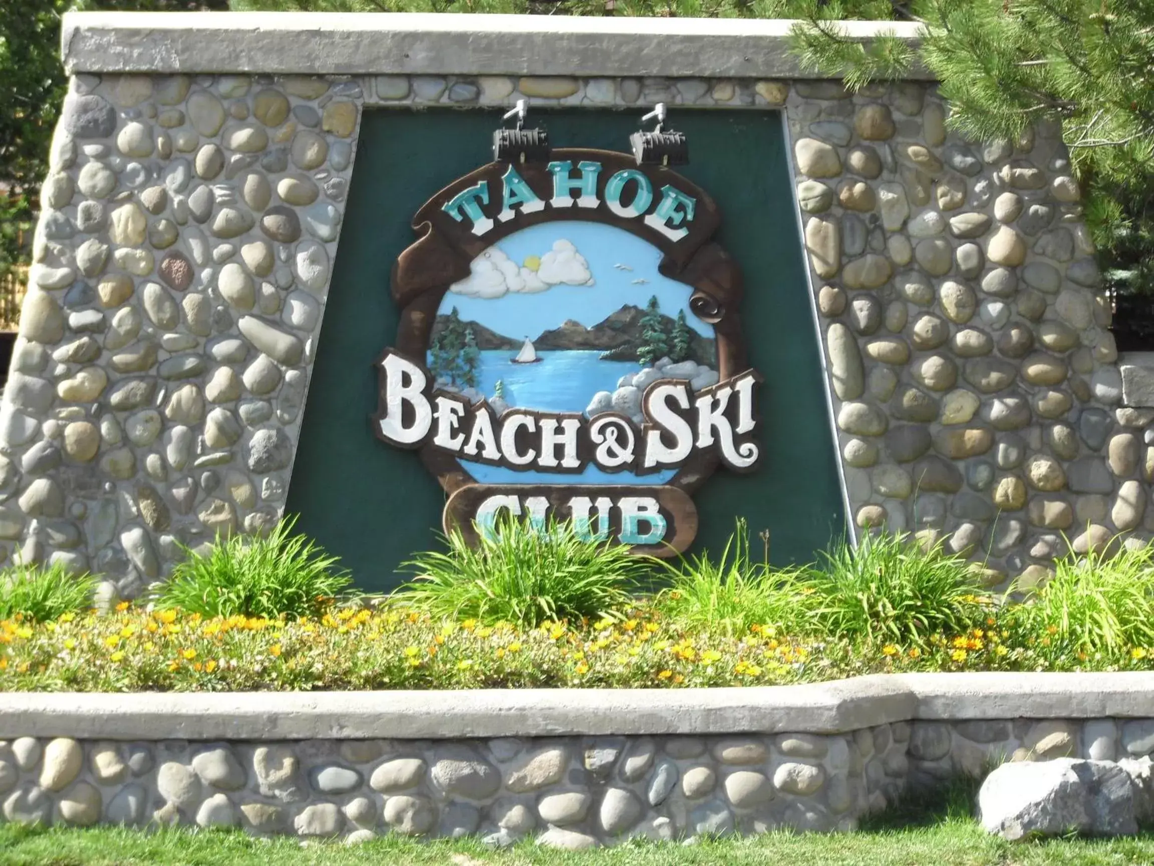 Decorative detail, Property Logo/Sign in The Tahoe Beach & Ski Club Owners Association