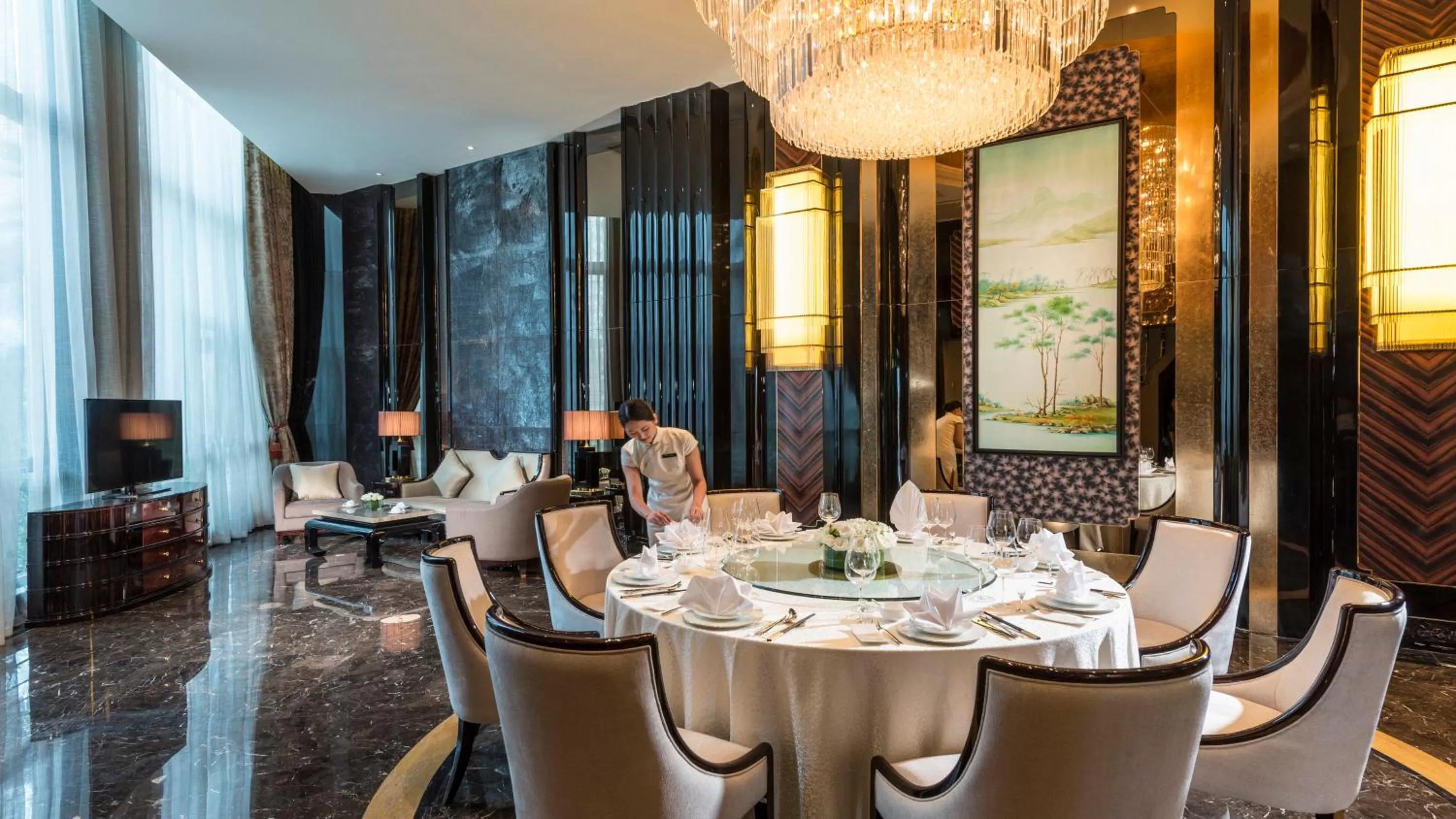 Restaurant/places to eat in InterContinental Chengdu Global Center by IHG