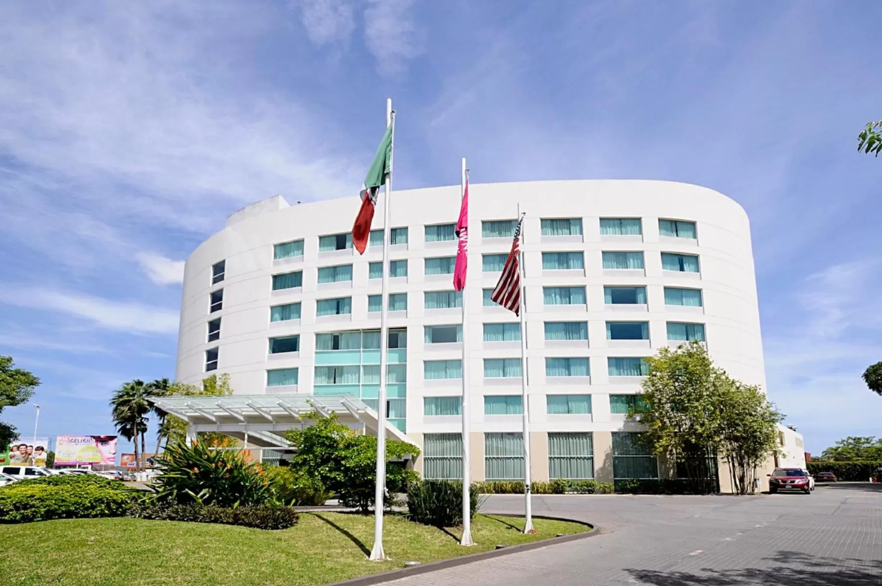 Property building in Crowne Plaza Villahermosa by IHG
