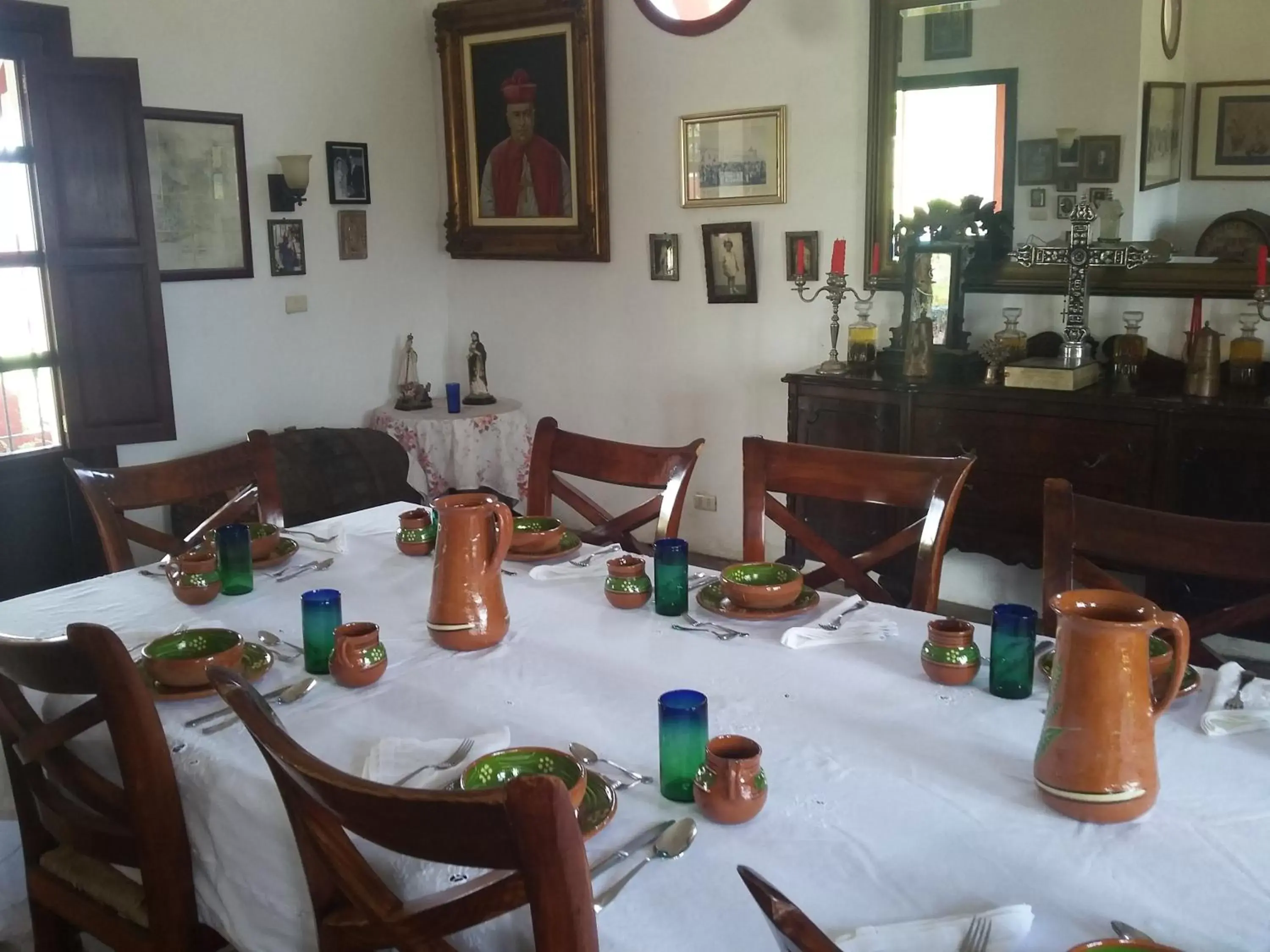 Restaurant/Places to Eat in Hacienda Santa Clara Morelos