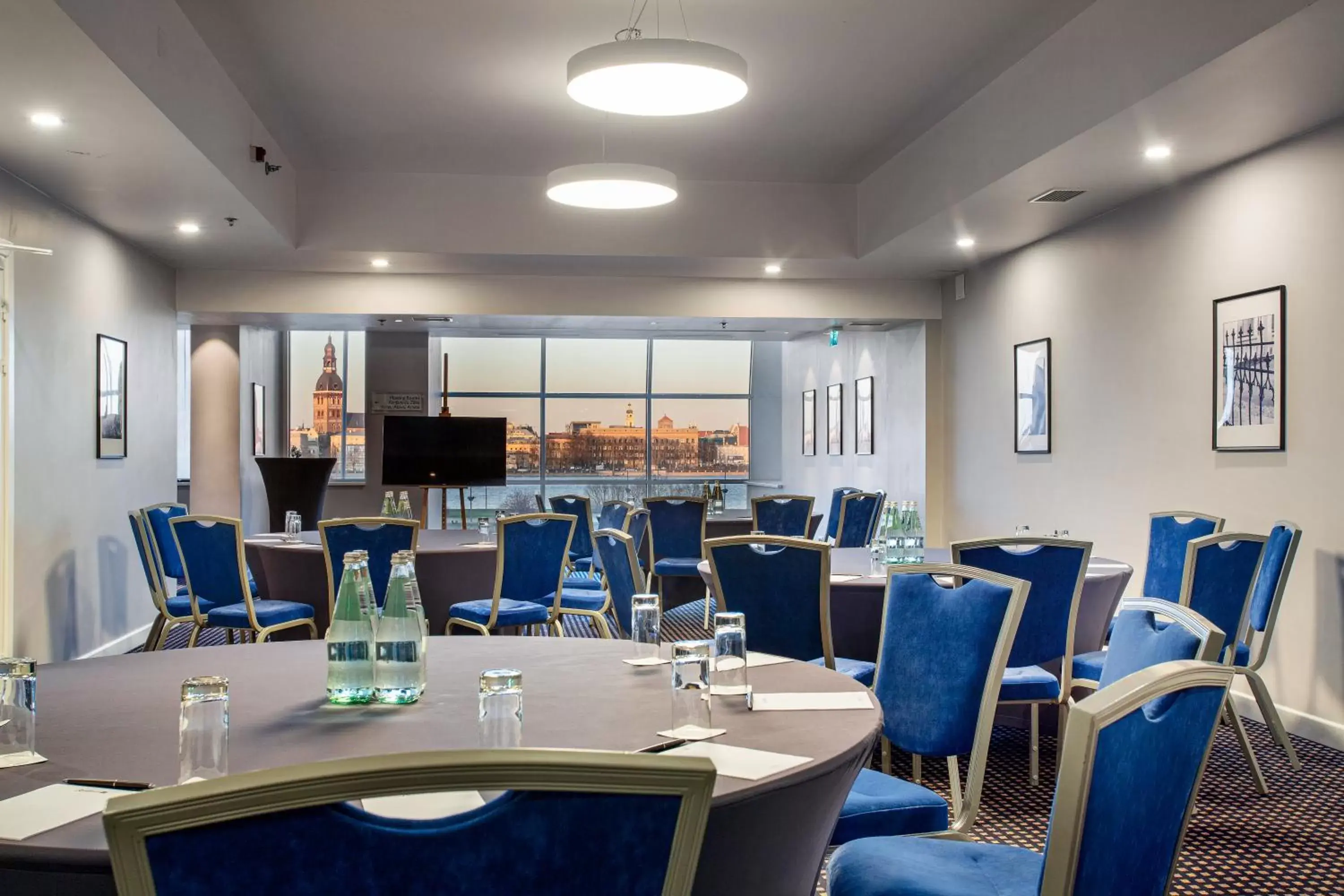 Business facilities, Restaurant/Places to Eat in Radisson Blu Daugava Hotel, Riga