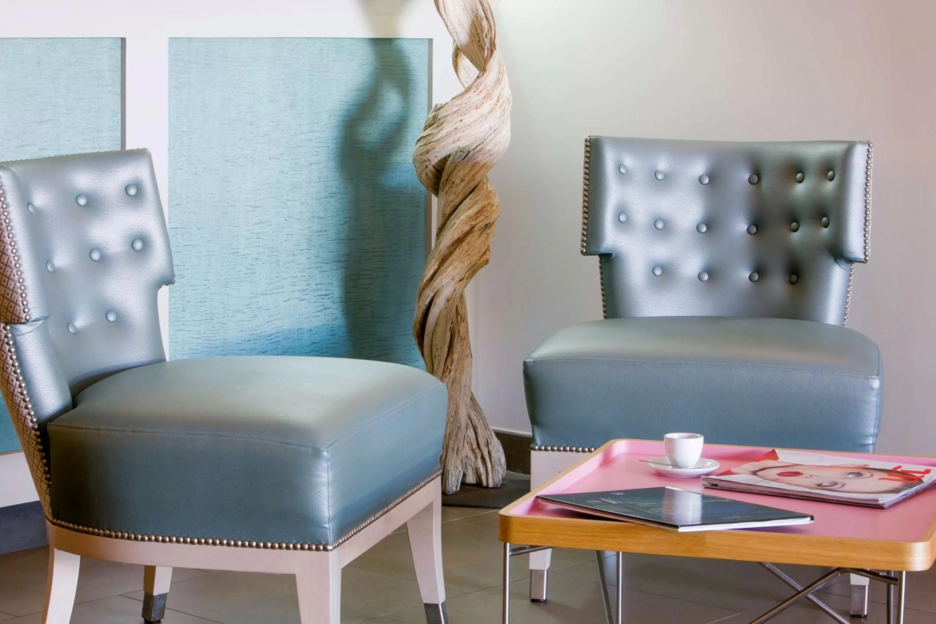 Lobby or reception in Best Western Hotel du Roy d'Aragon