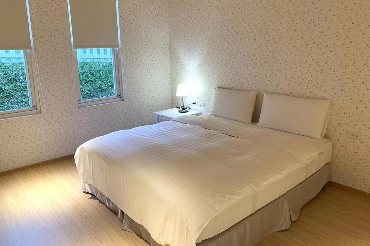 Bed in American Village Resort