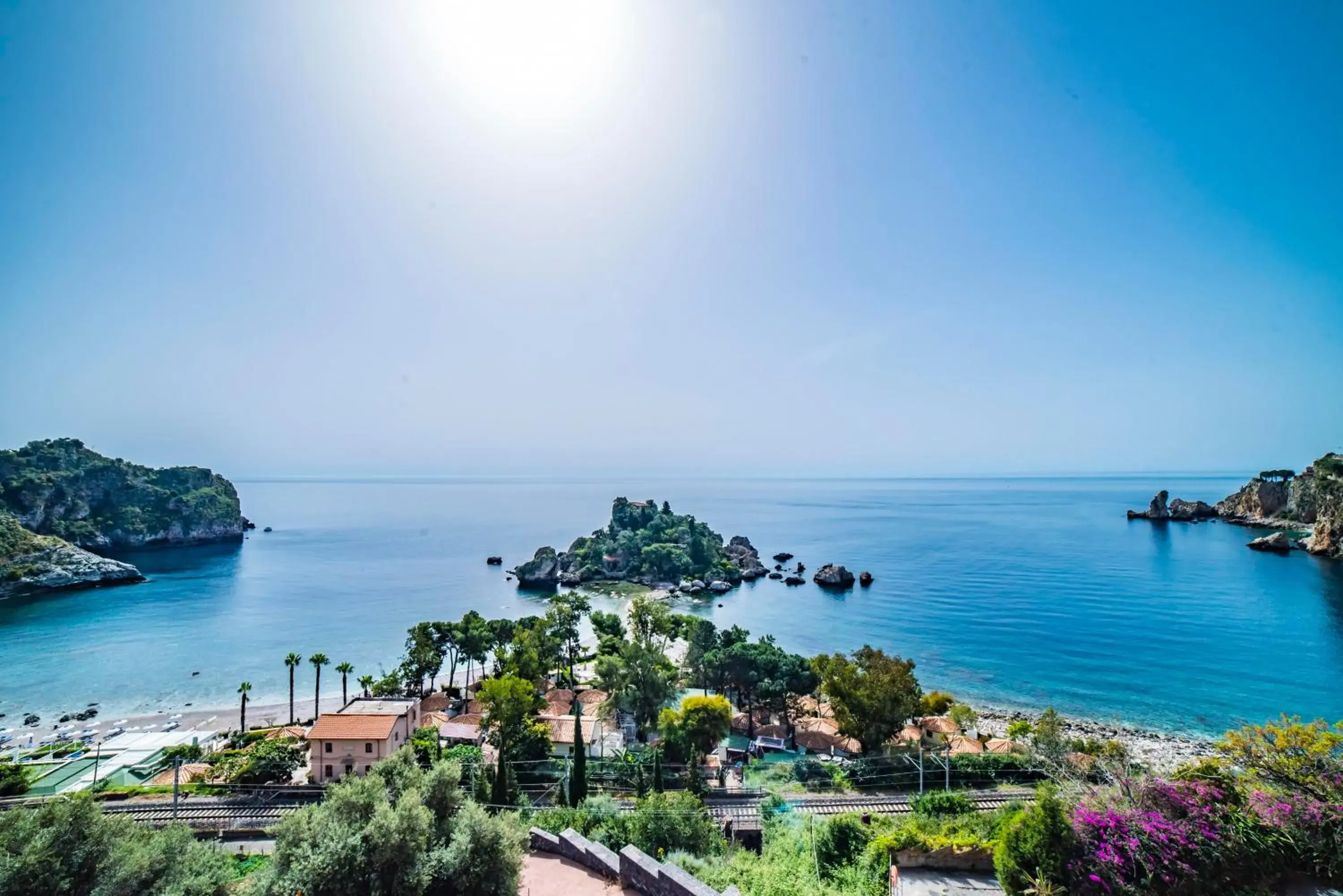 Beach in Hotel Isola Bella