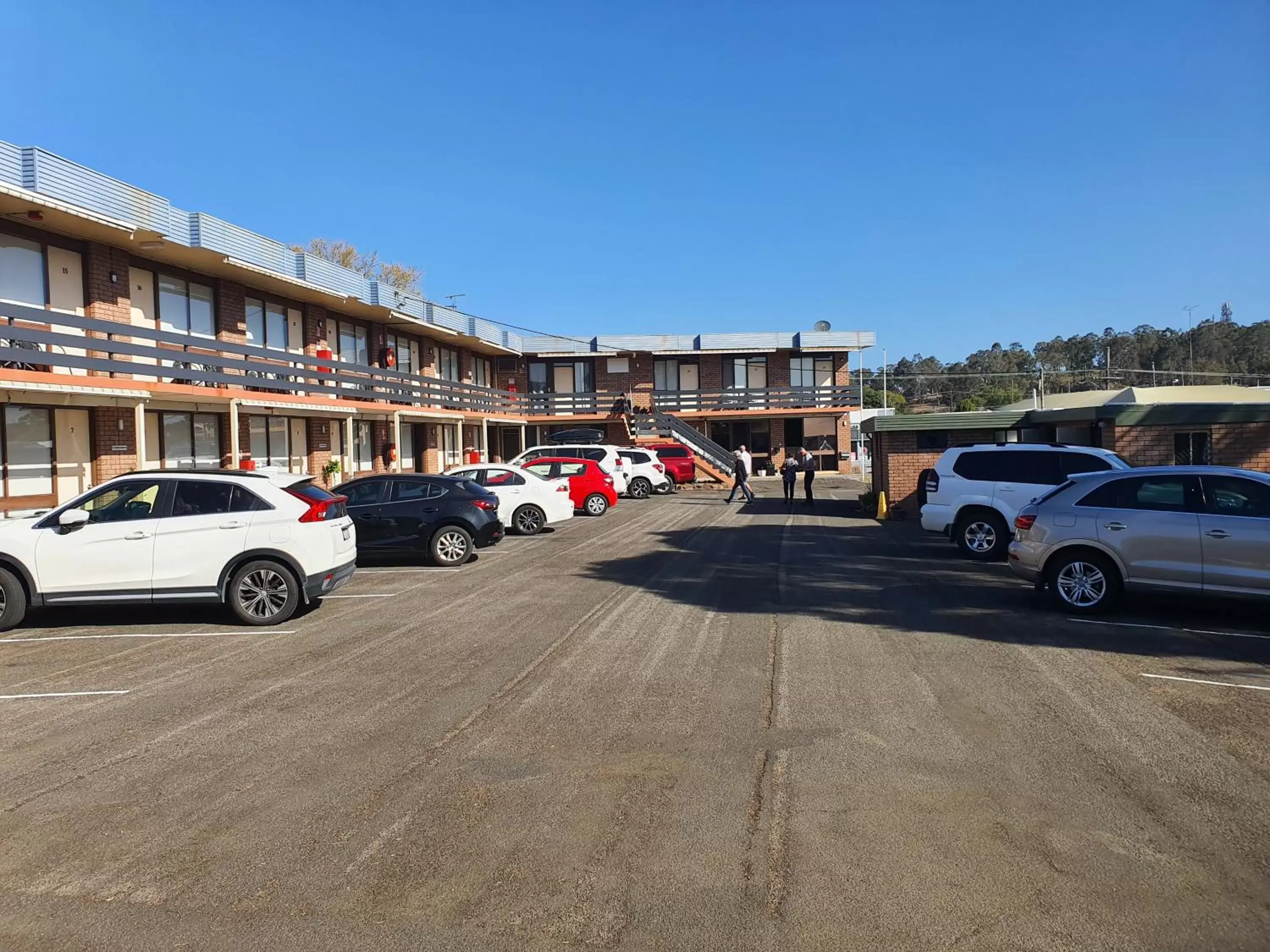 Property Building in Cessnock Vintage Motor Inn