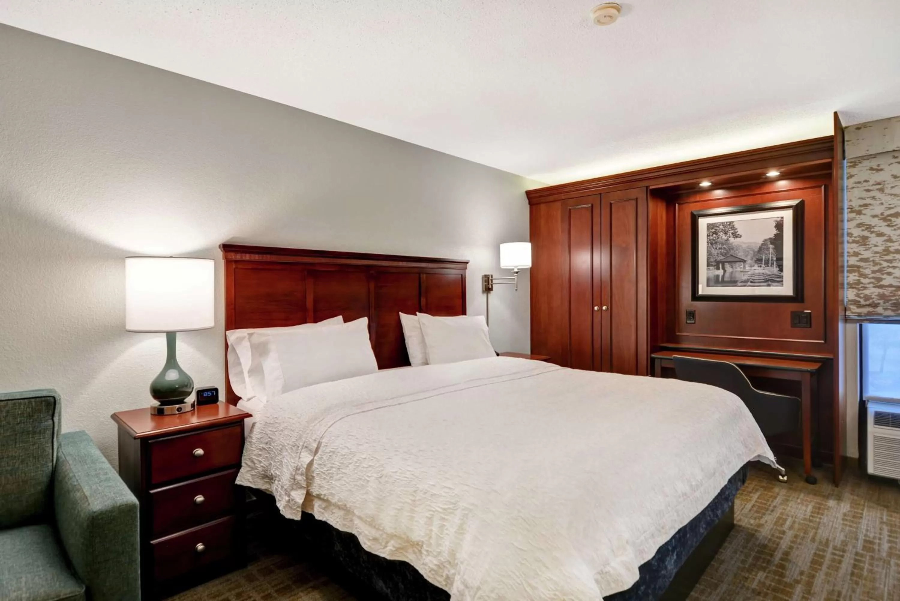 Bedroom, Bed in Hampton Inn Beckley