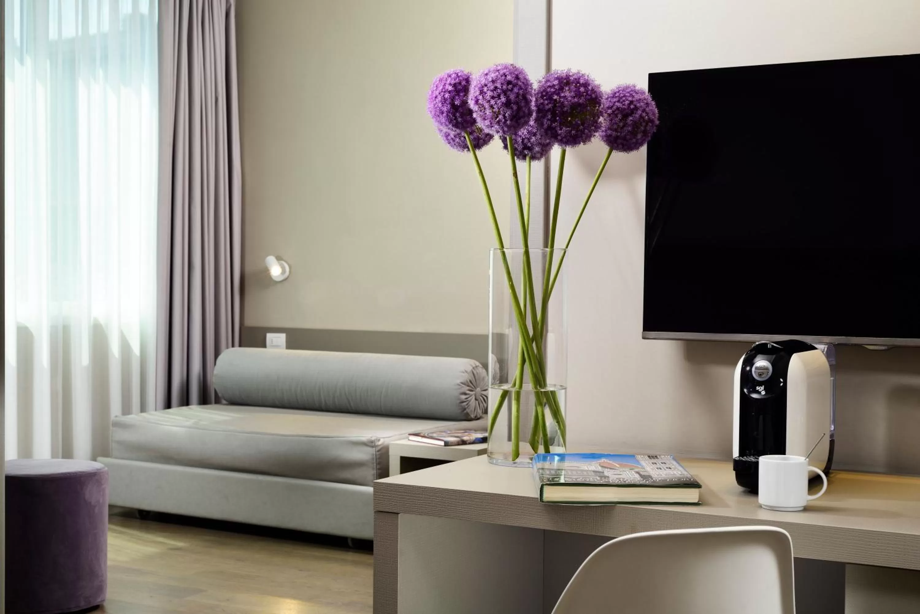 Decorative detail in Hotel Glance In Florence