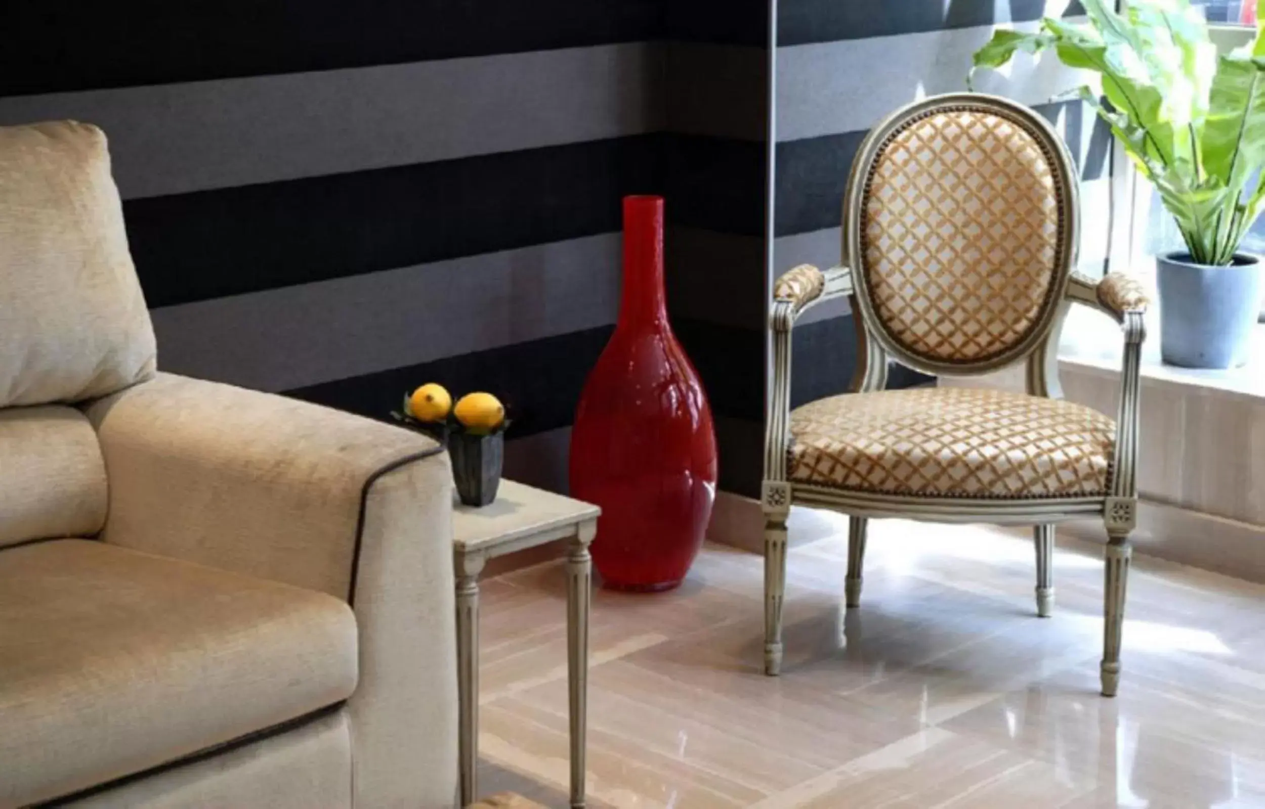 Lounge or bar in Hôtel Volney Opéra Lounge or bar in Hôtel Volney Opéra