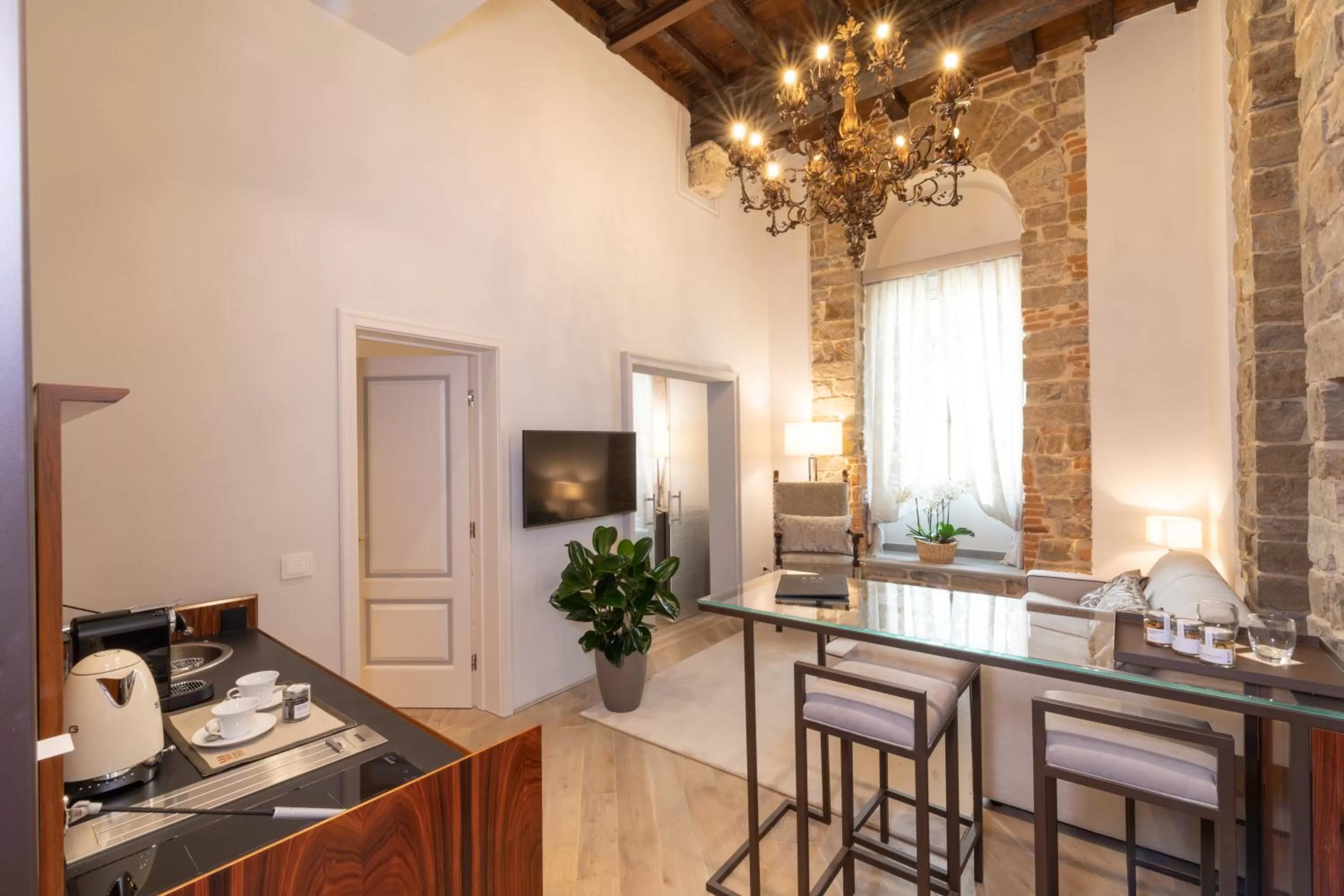 Kitchen or kitchenette in Donati Luxury Tower Suites