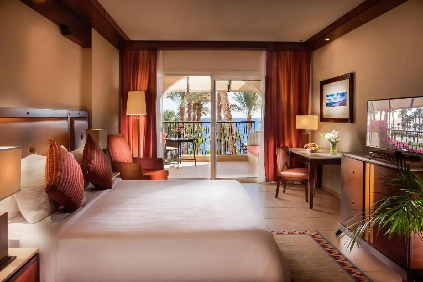 Bedroom in Grand Rotana Resort & Spa