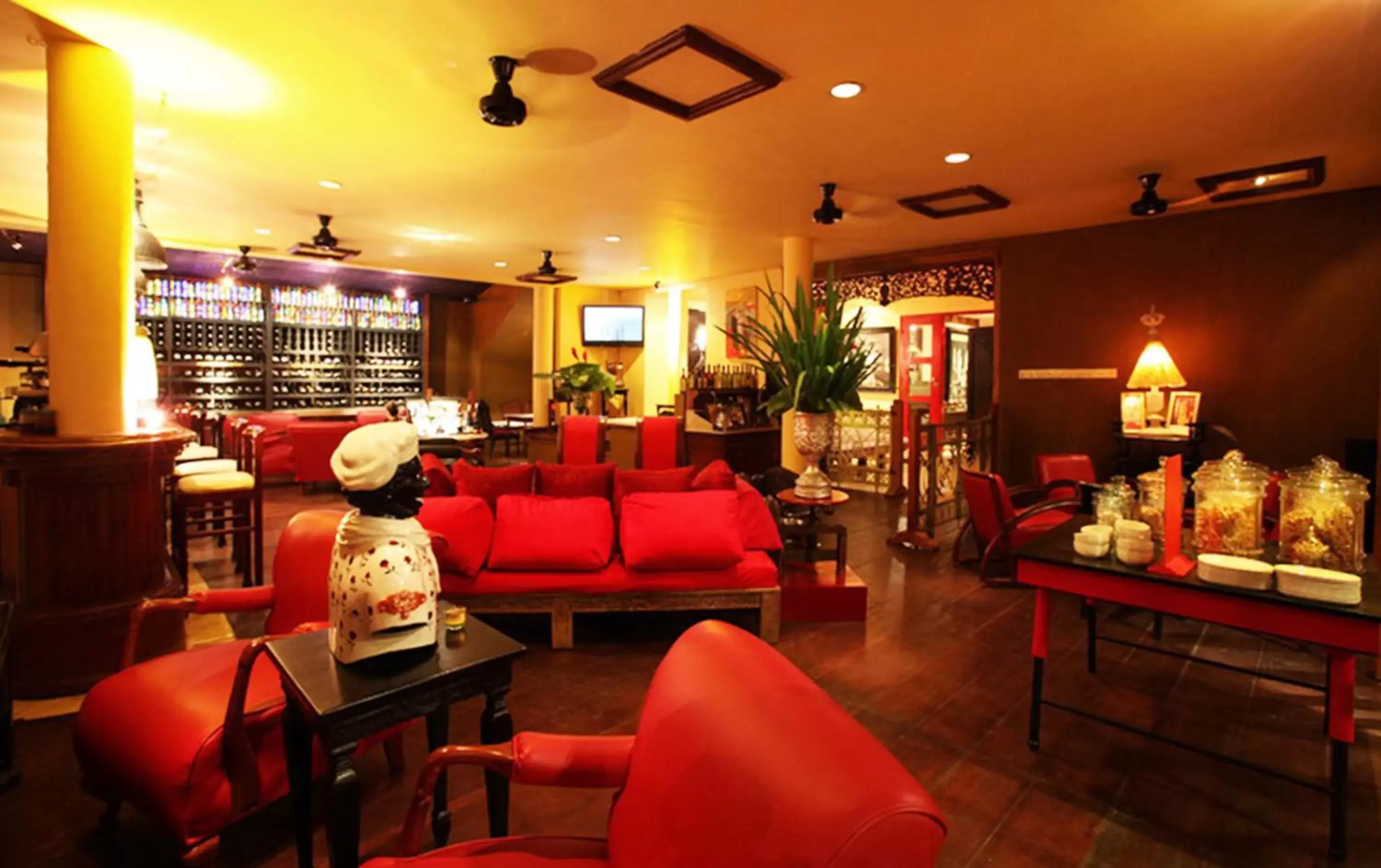 Lounge or bar in Hotel Tugu Malang - CHSE Certified