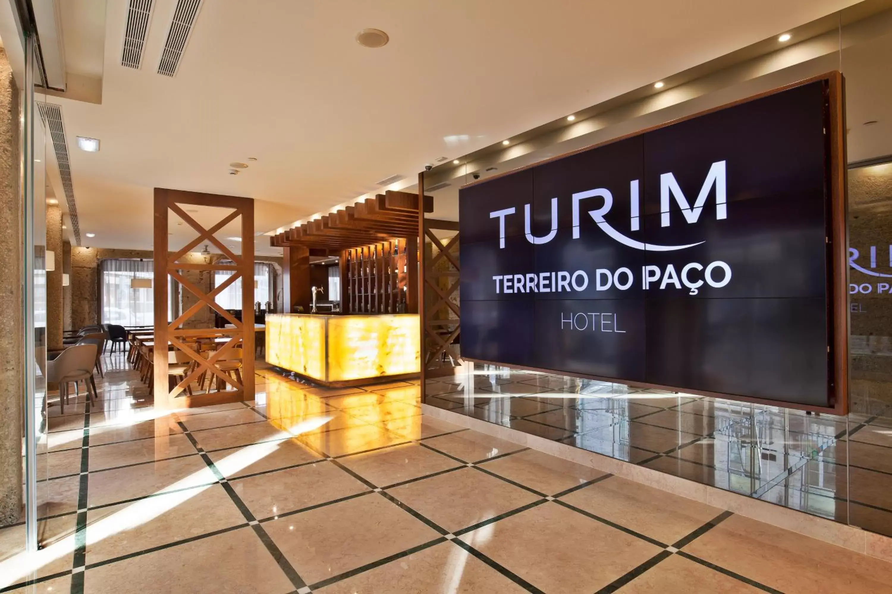 Facade/entrance in TURIM Terreiro do Paço Hotel