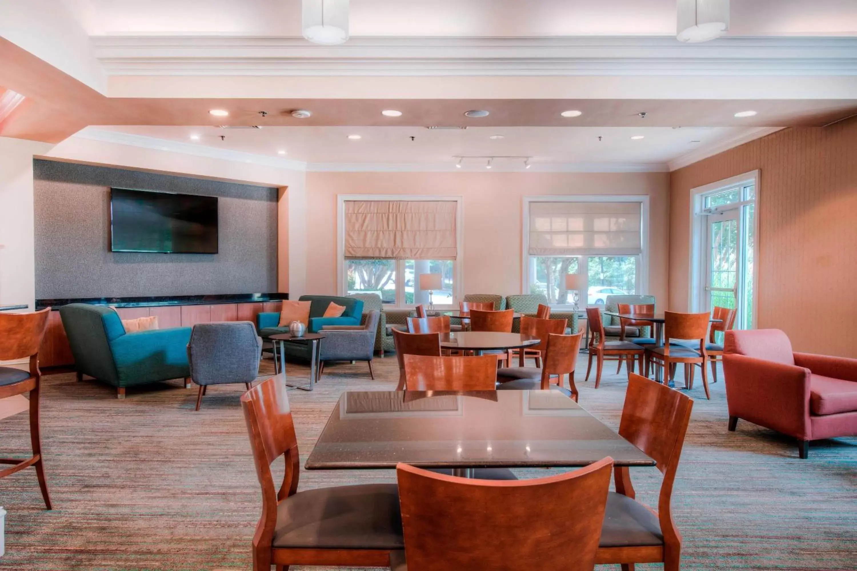 Breakfast, Restaurant/Places to Eat in Residence Inn by Marriott Raleigh Crabtree Valley