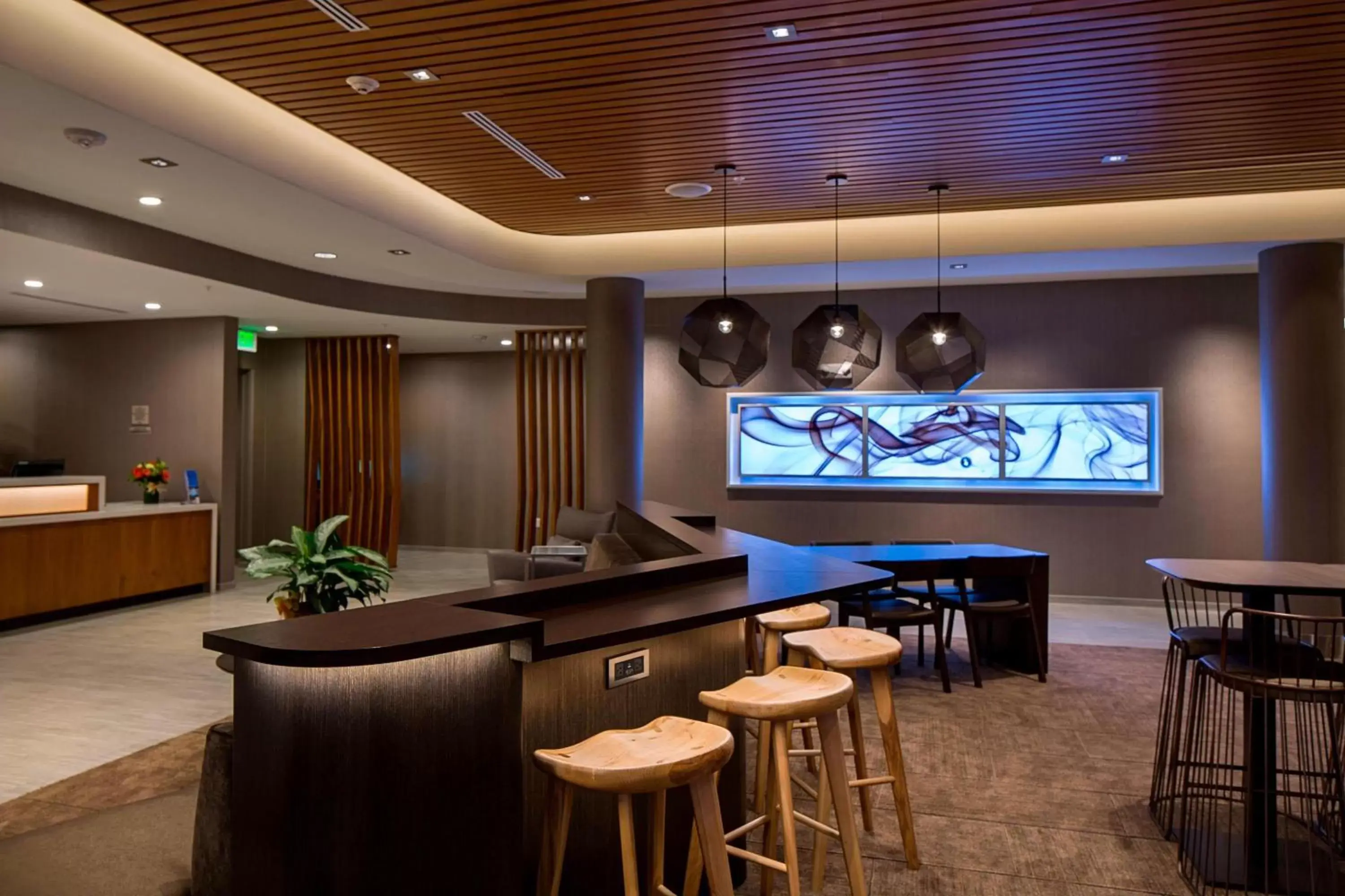 Lobby or reception, Lounge/Bar in SpringHill Suites by Marriott Kalispell