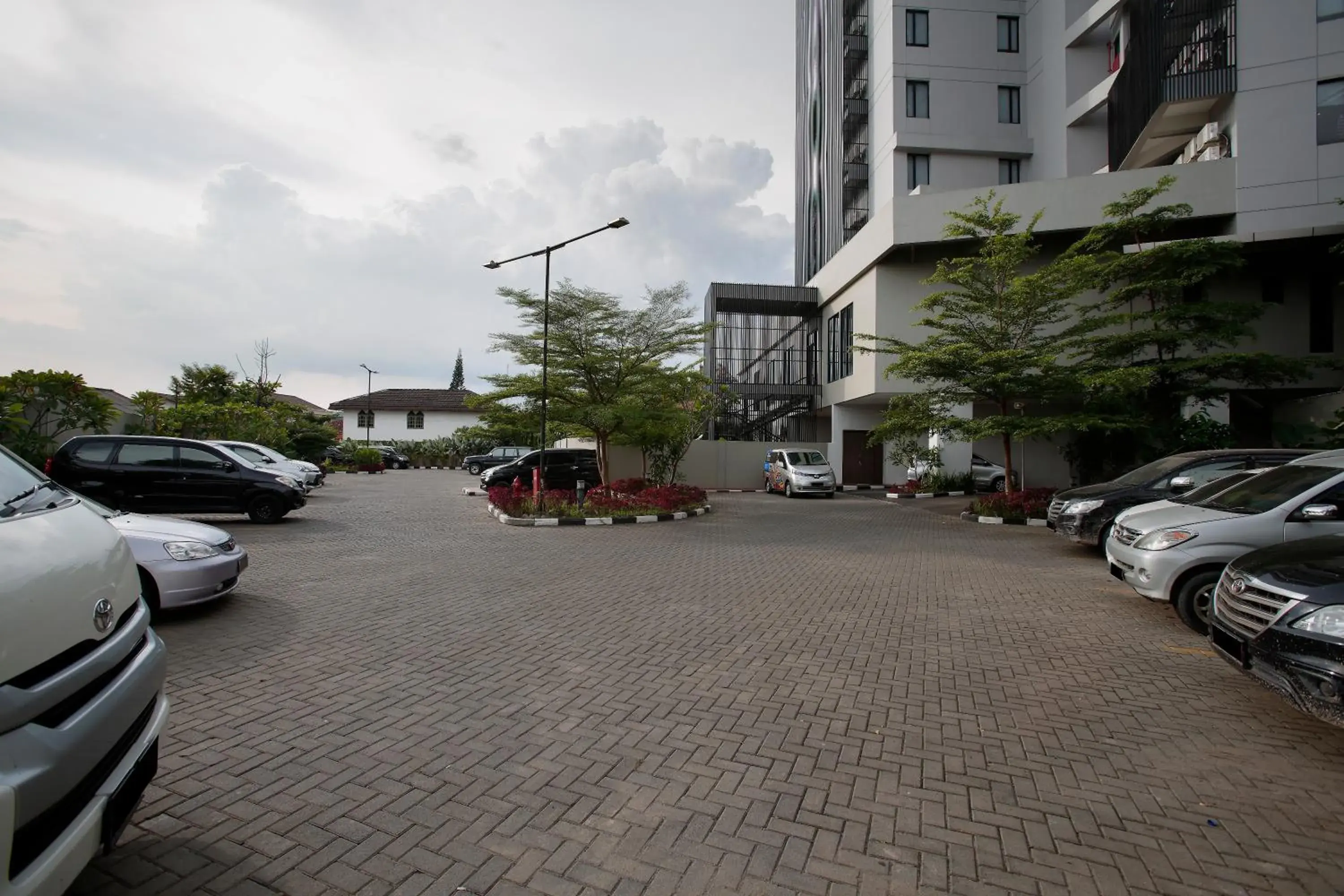 Parking in Batiqa Hotel Palembang