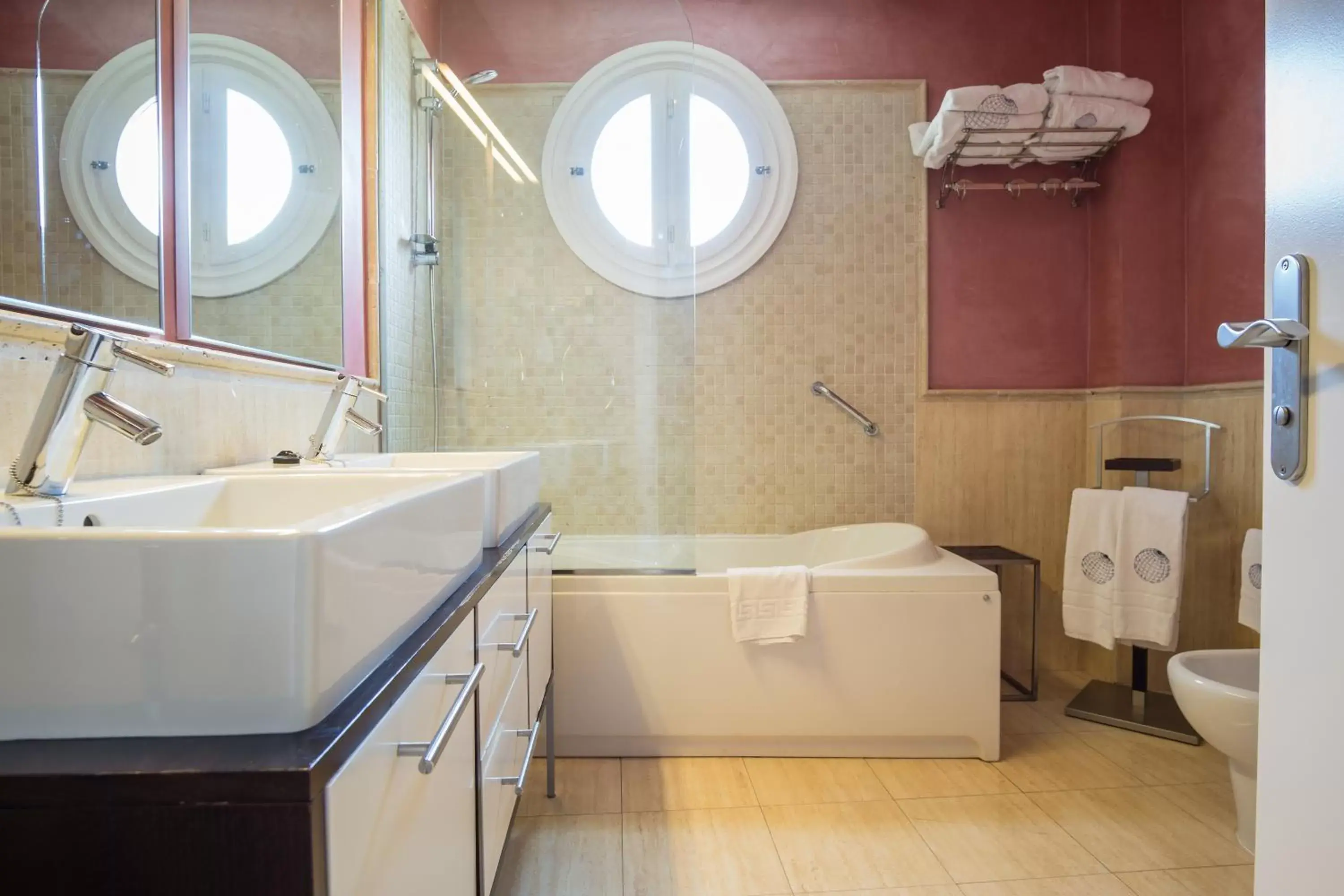Bathroom in Hotel Palacio Garvey