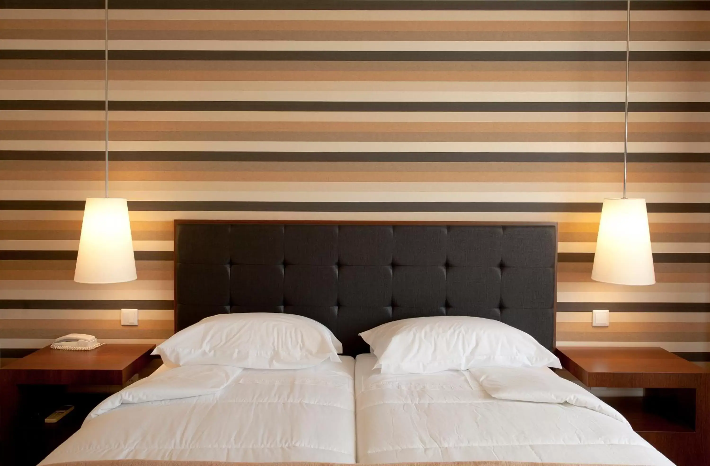 Bedroom, Bed in Grande Hotel De Luso