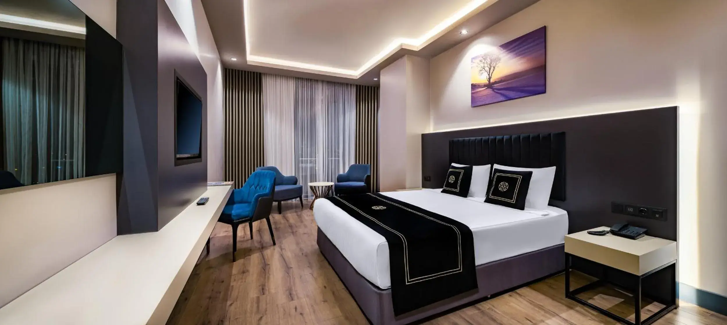 Photo of the whole room, Bed in Hidden Hills Hotel Istanbul Airport