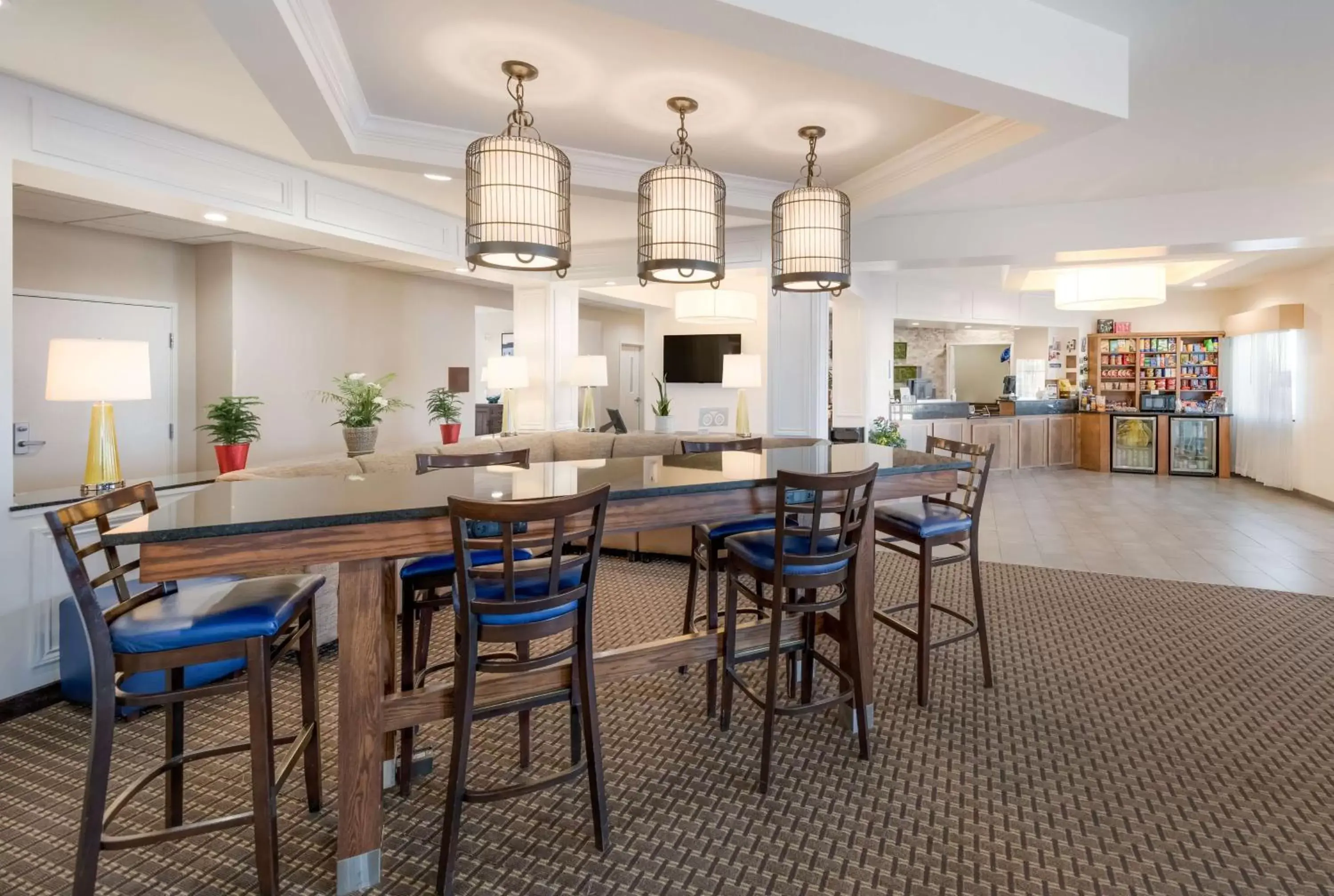 Lobby or reception, Restaurant/Places to Eat in Best Western North Bryant Inn
