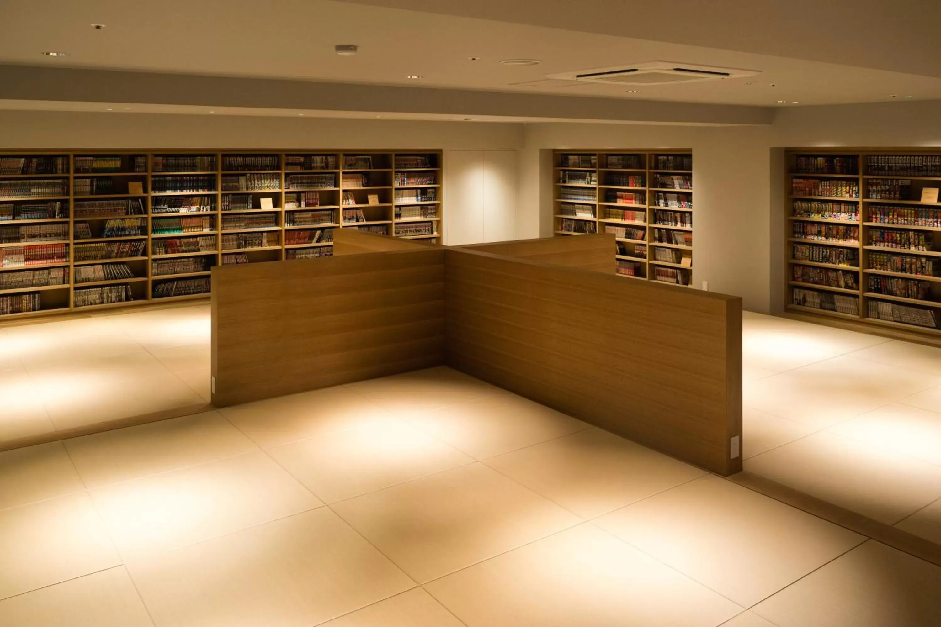 Library in Shirahama Key Terrace Hotel Seamore