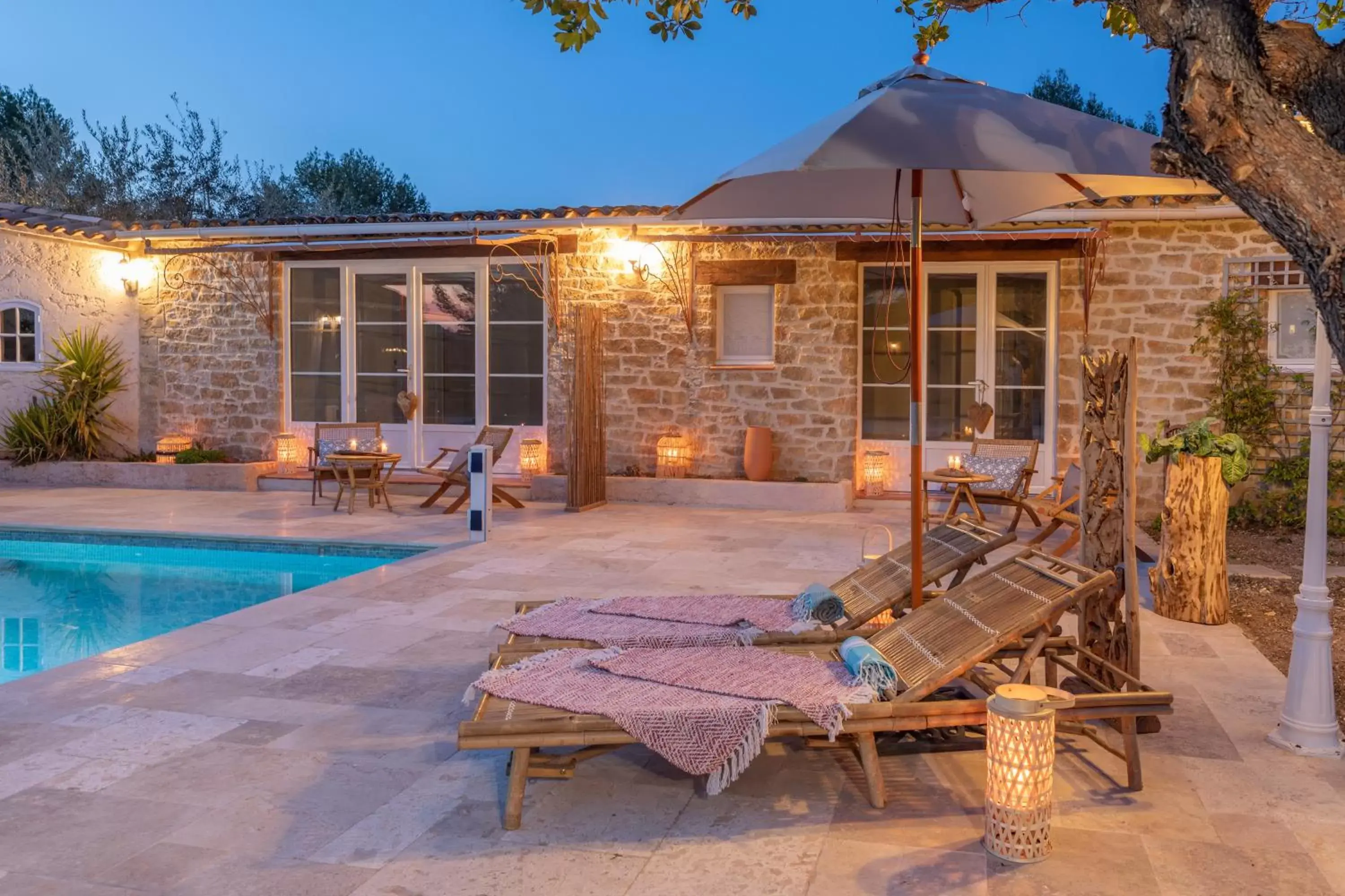 Patio, Swimming Pool in La Bastide du Mûrier