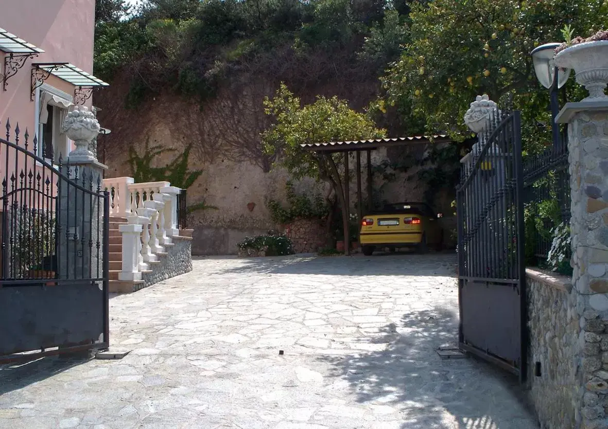 BBQ Facilities in La tana del tasso Ventimiglia