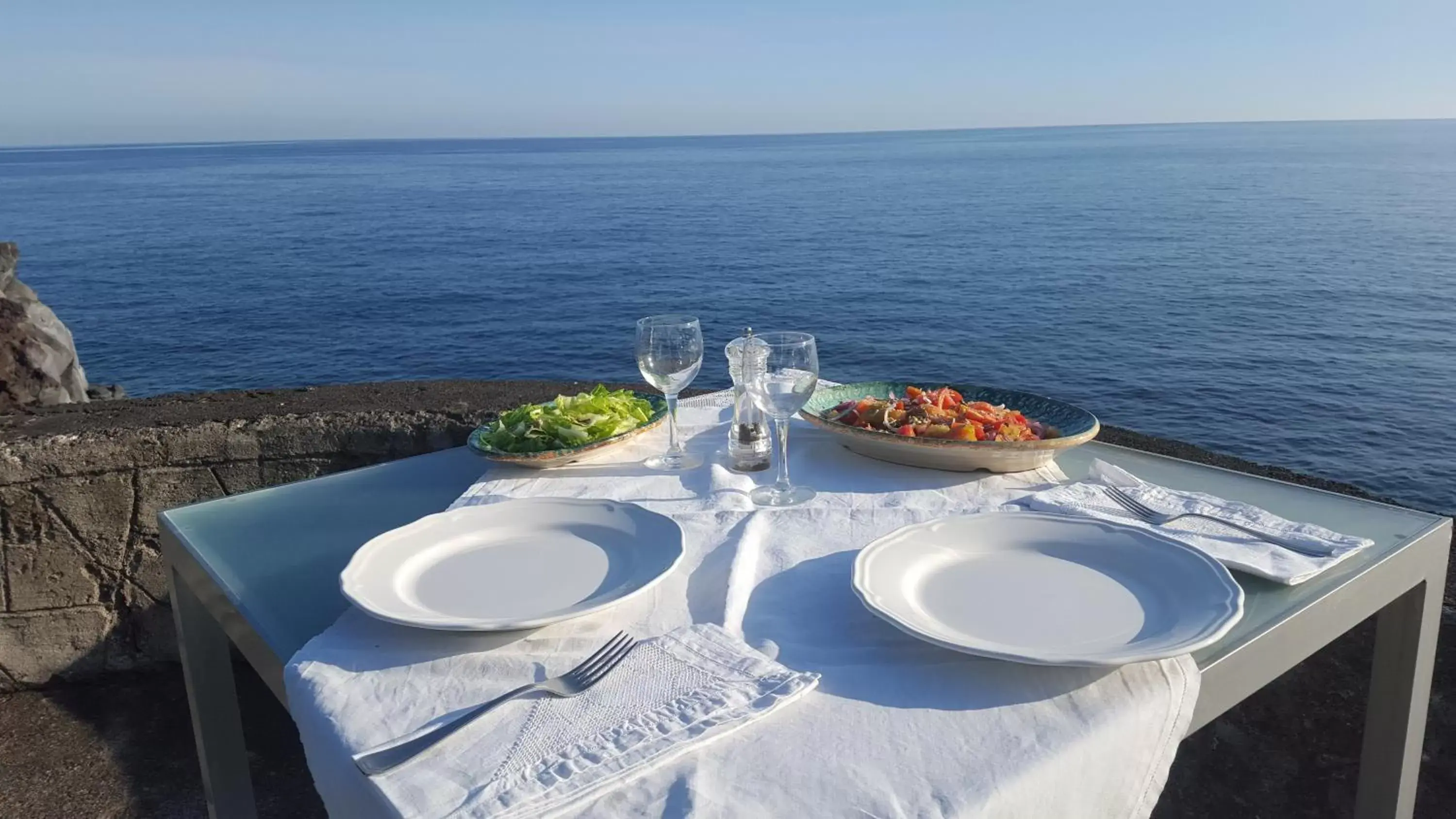 Dining area in Aci Brezza di Mare