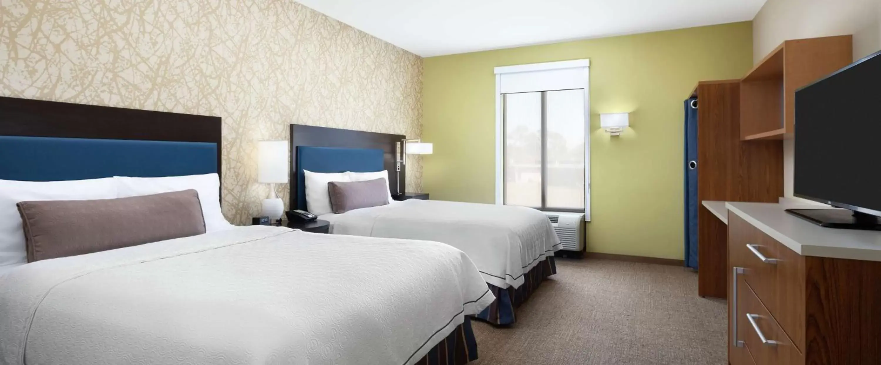 On-site shops, Bed in Home2 Suites by Hilton Parc Lafayette