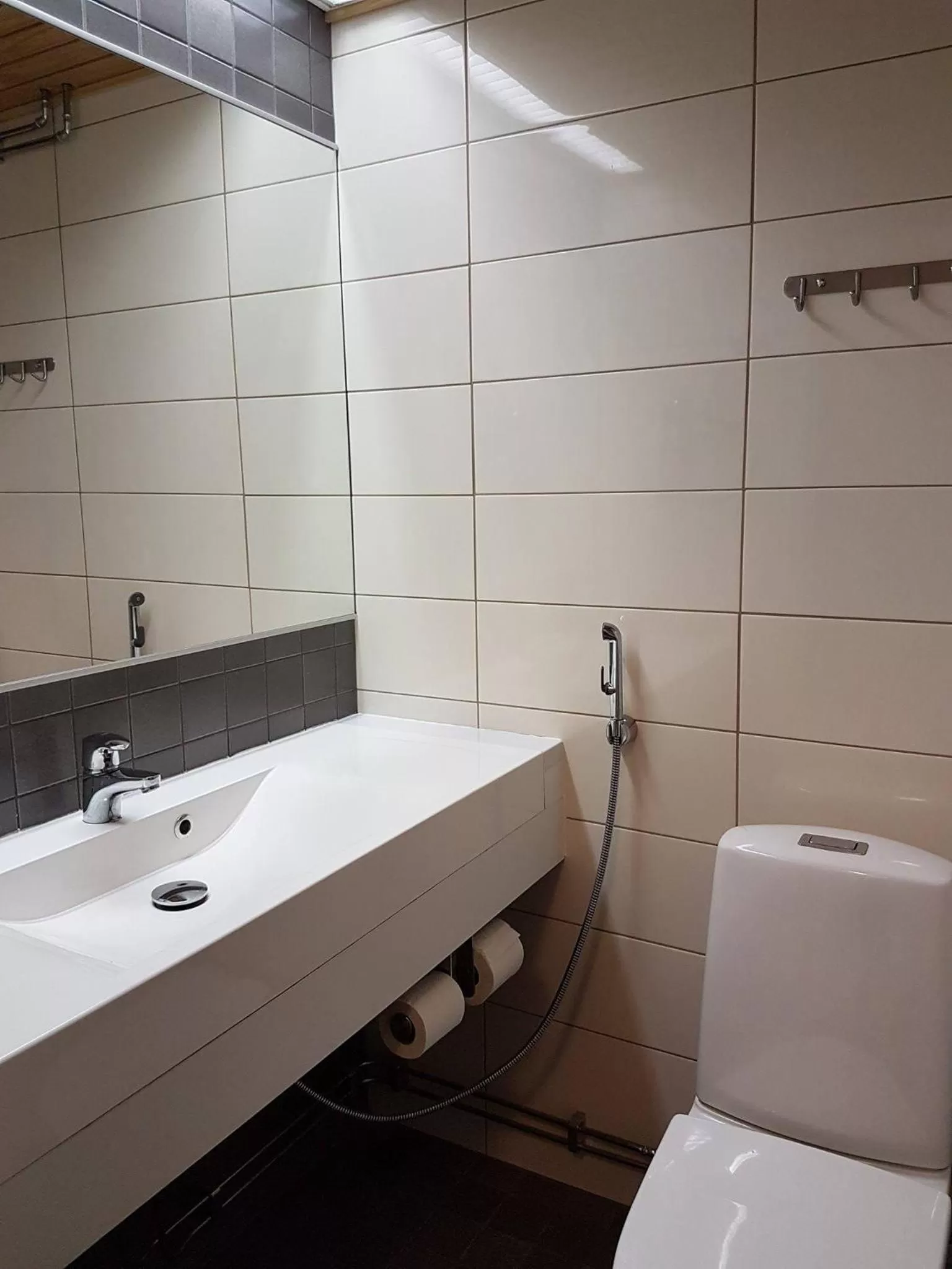 Toilet in Sport Hotel Kantri