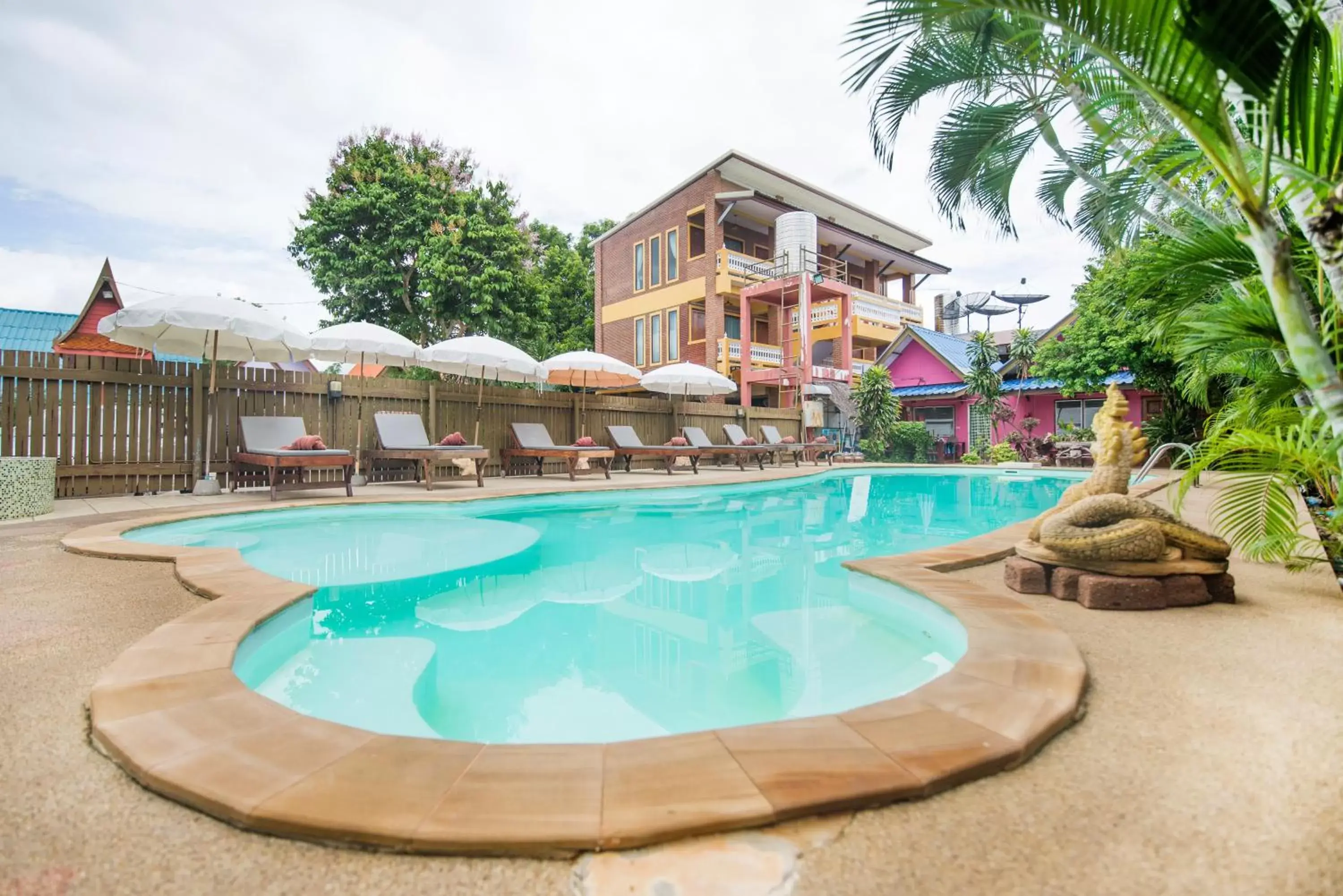 Swimming Pool in Pongphen Guesthouse - SHA Plus Certified